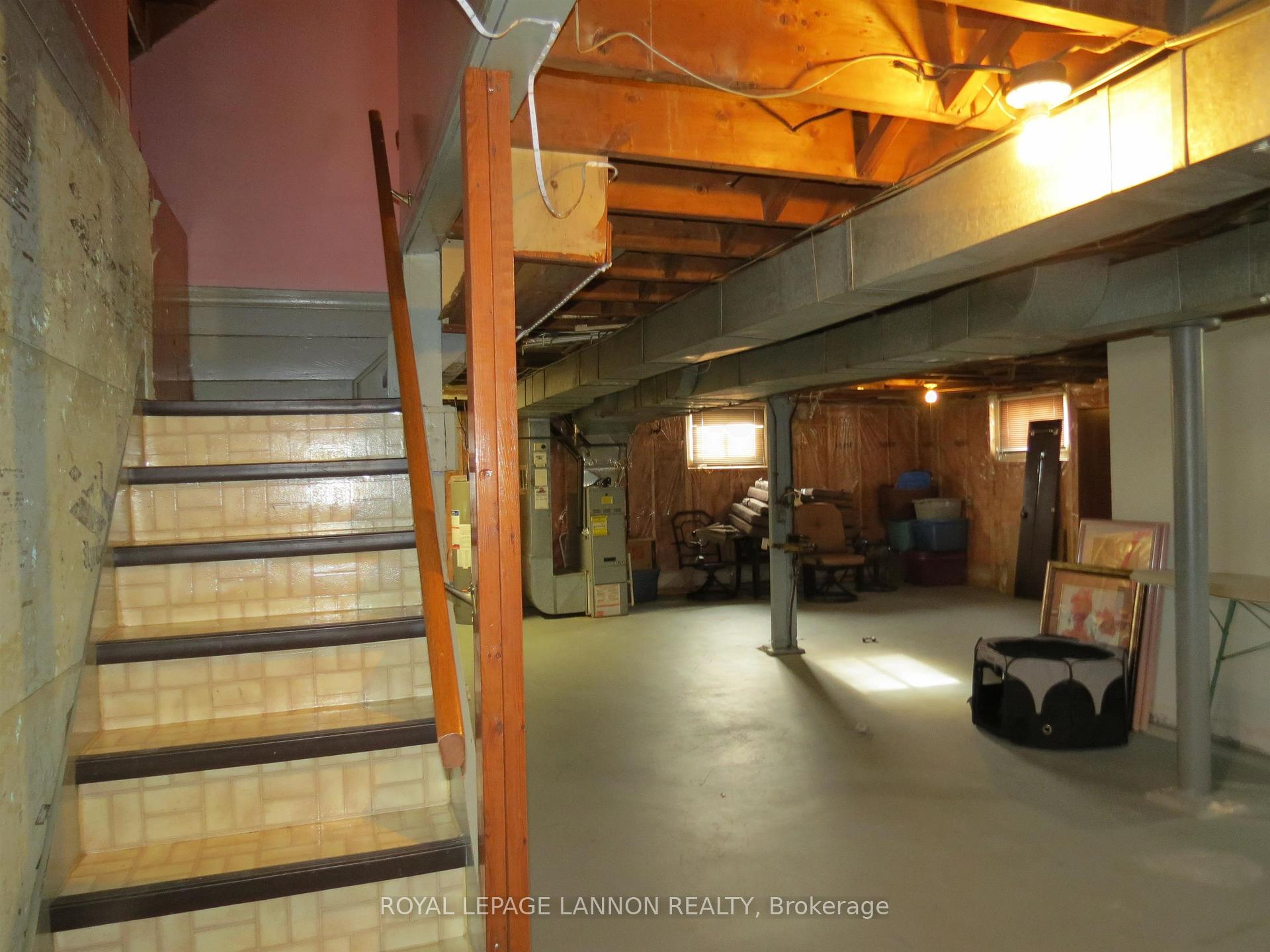 Photo 35 of 836 Simpson Street, Thunder Bay, East End — HOMEH