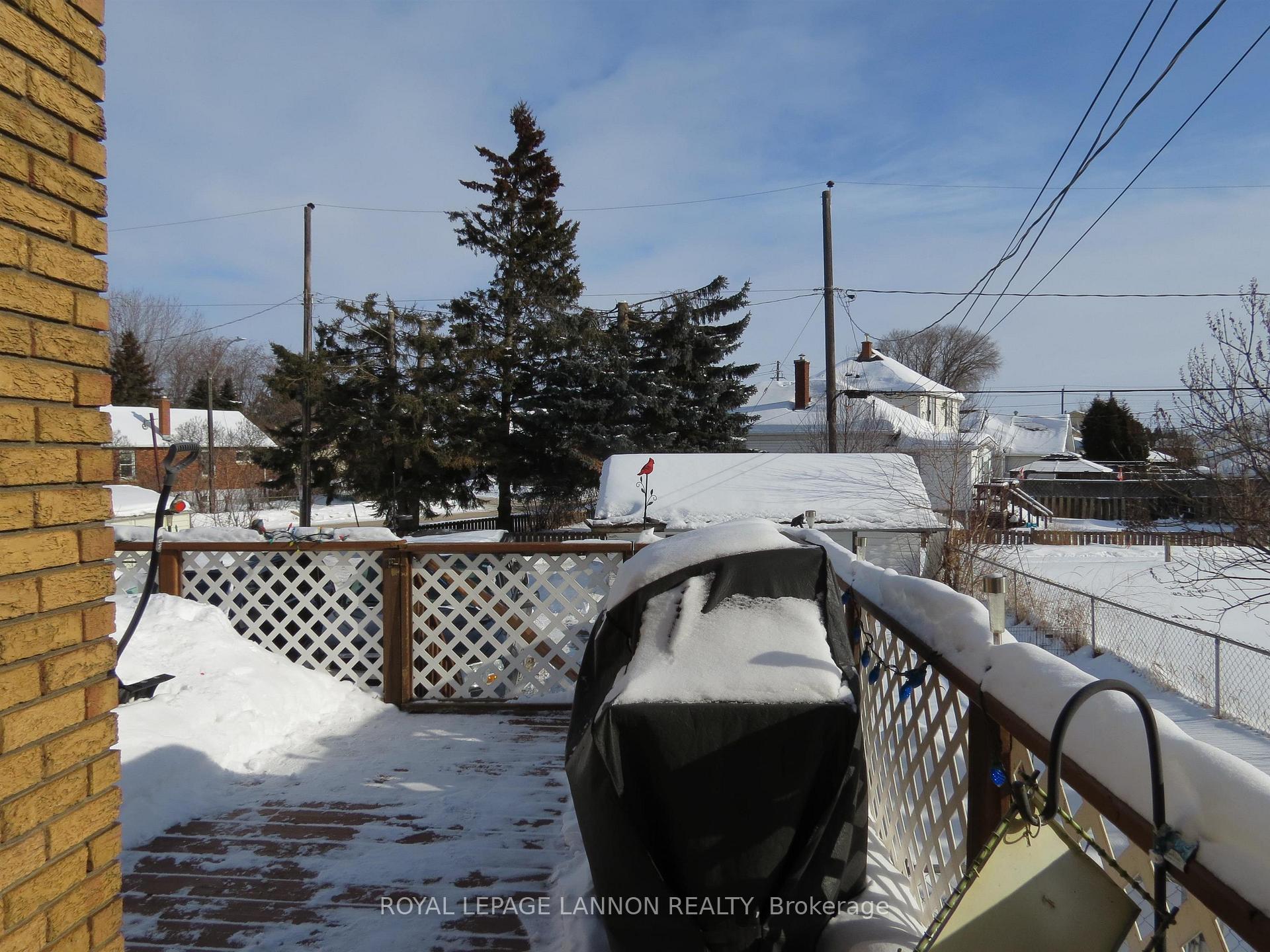 Photo 45 of 836 Simpson Street, Thunder Bay, East End — HOMEH