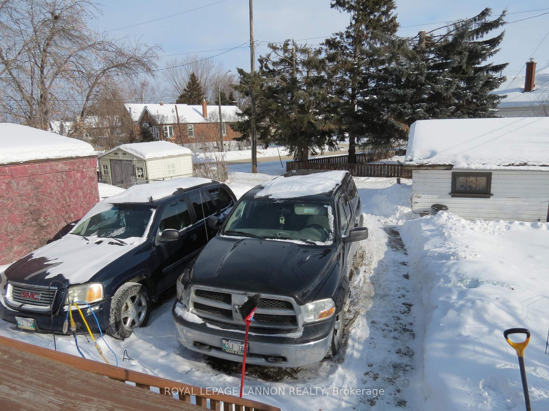 Photo 46 of 836 Simpson Street, Thunder Bay, East End — HOMEH