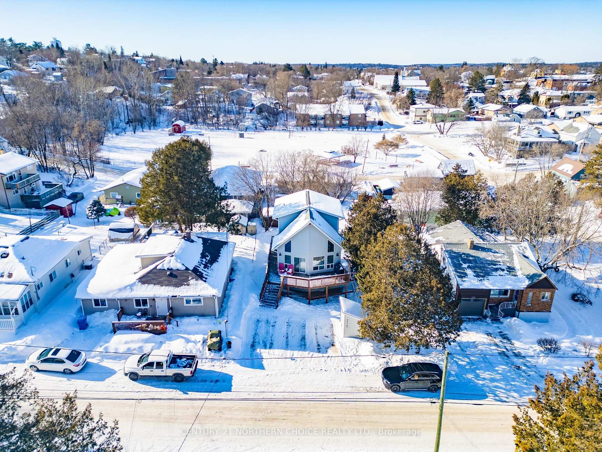 Photo 1 of 408 Bay Street, Kenora, Keewatin — HOMEH