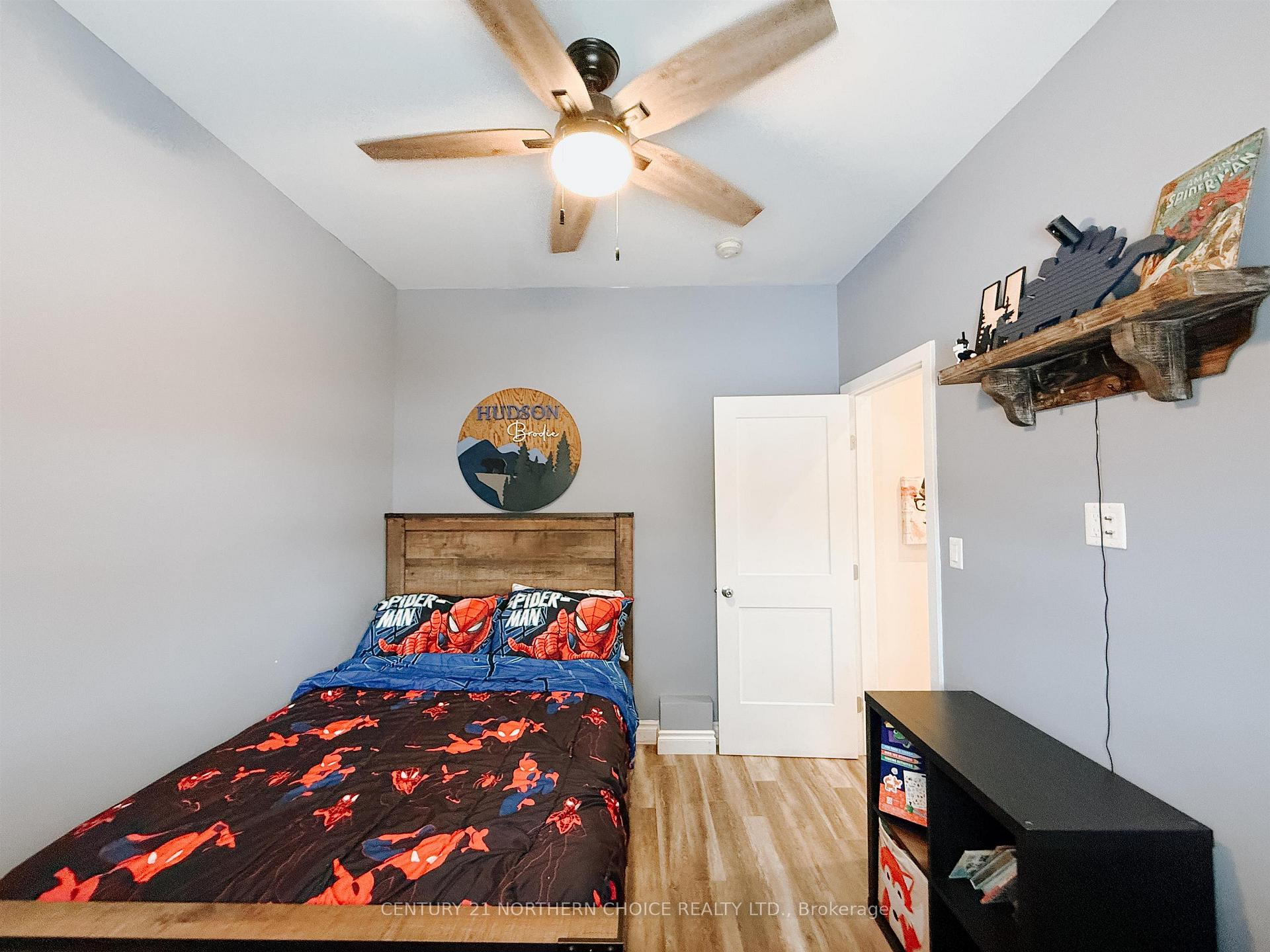 Photo 11 of 408 Bay Street, Kenora, Keewatin — HOMEH