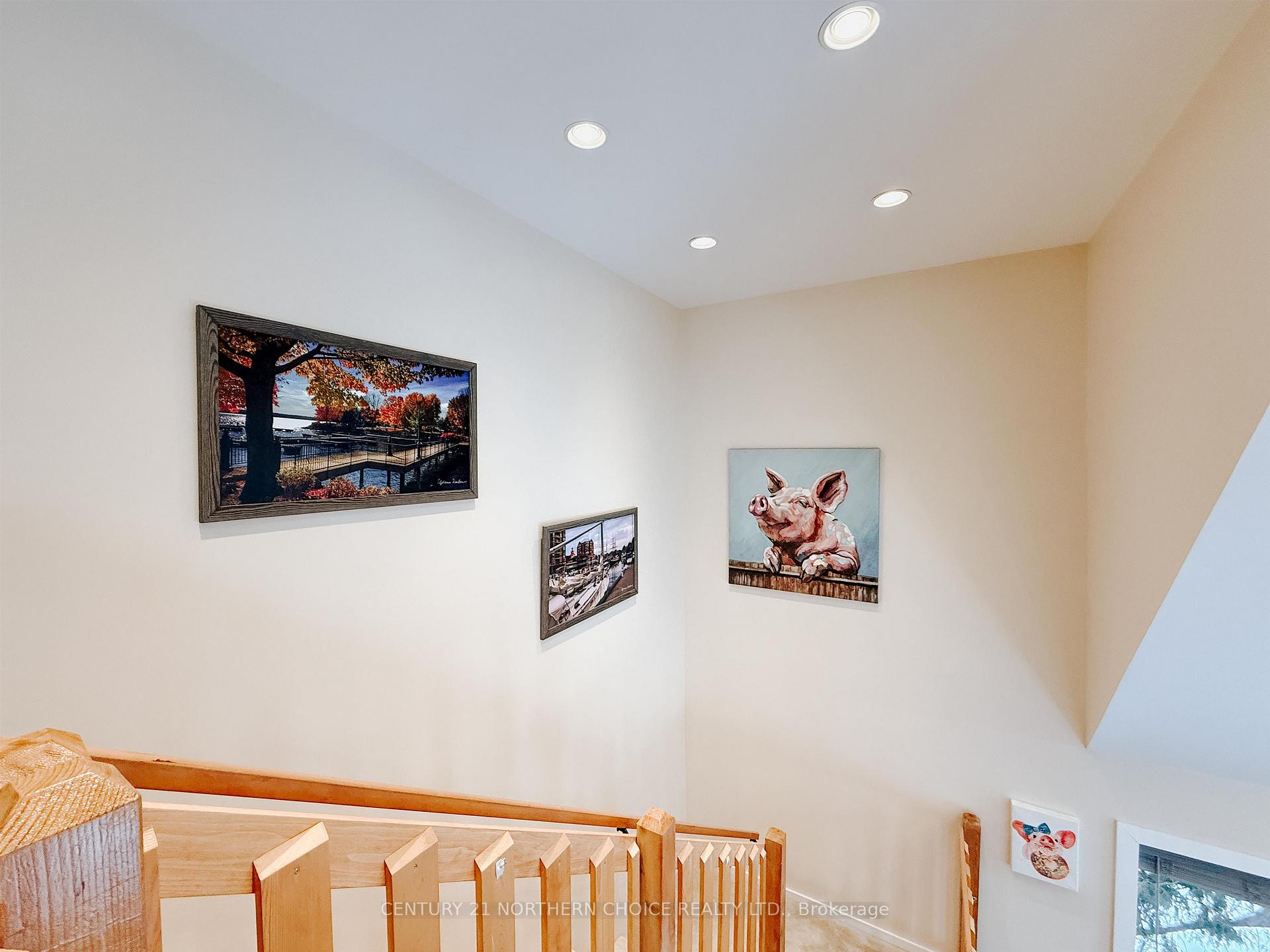 Photo 13 of 408 Bay Street, Kenora, Keewatin — HOMEH