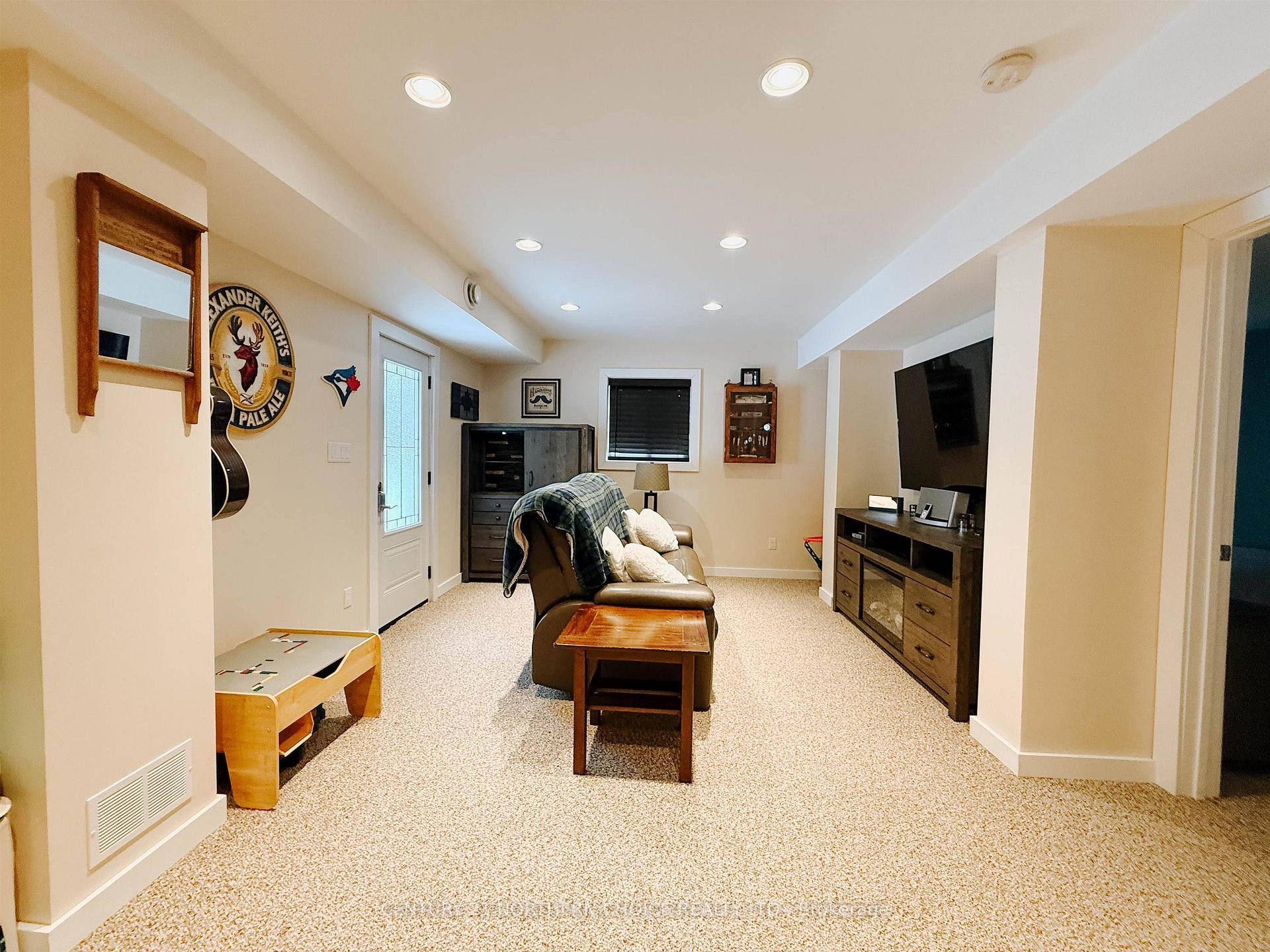 Photo 26 of 408 Bay Street, Kenora, Keewatin — HOMEH