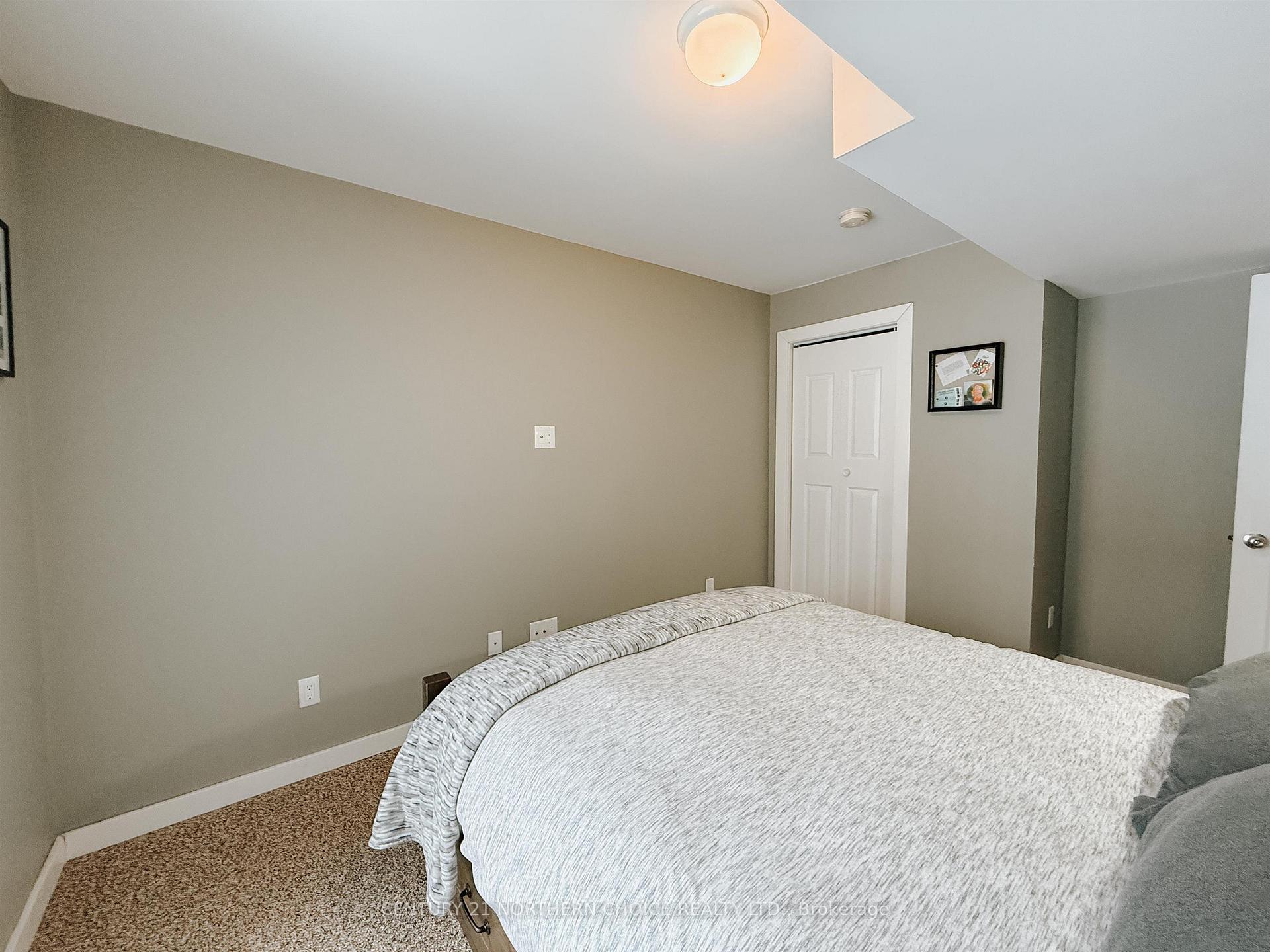 Photo 30 of 408 Bay Street, Kenora, Keewatin — HOMEH