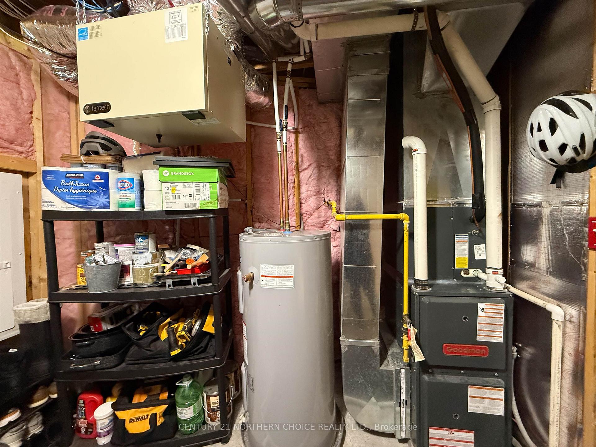 Photo 32 of 408 Bay Street, Kenora, Keewatin — HOMEH