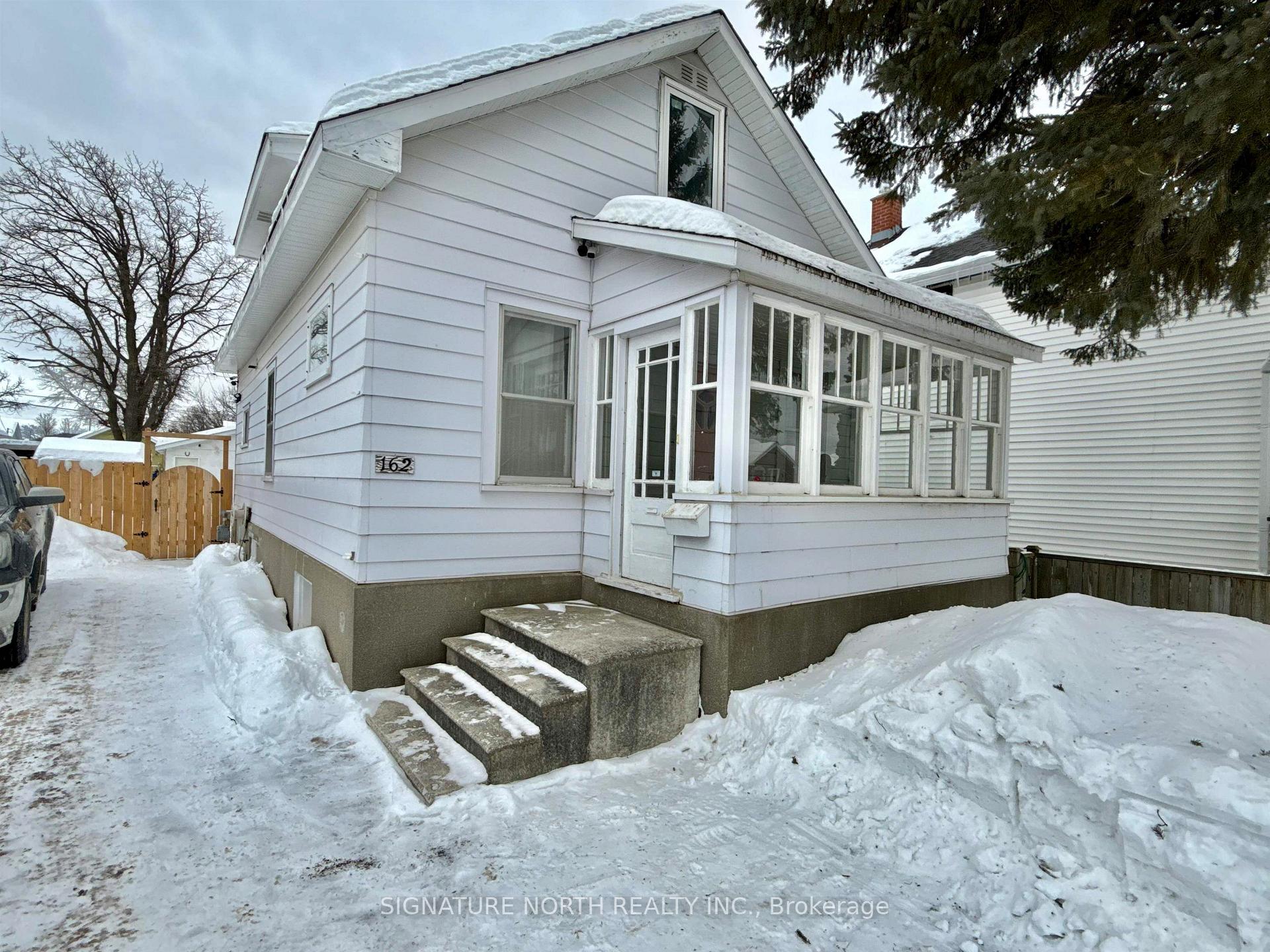 Photo 1 of 162 Brock Street E, Thunder Bay, Westfort — HOMEH