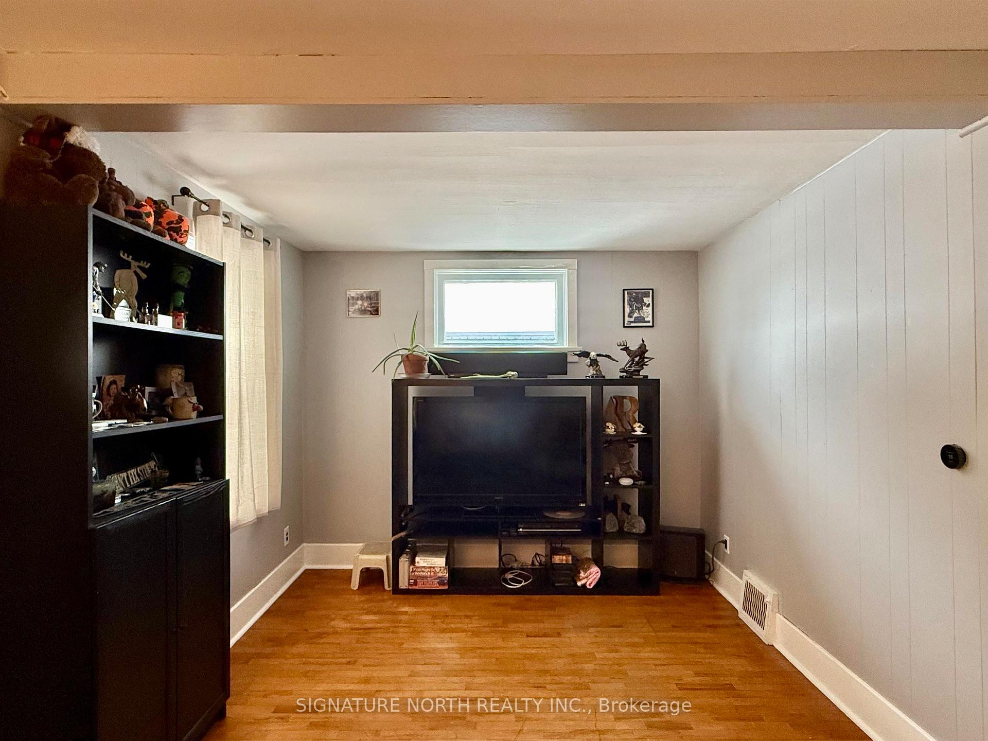 Photo 8 of 162 Brock Street E, Thunder Bay, Westfort — HOMEH