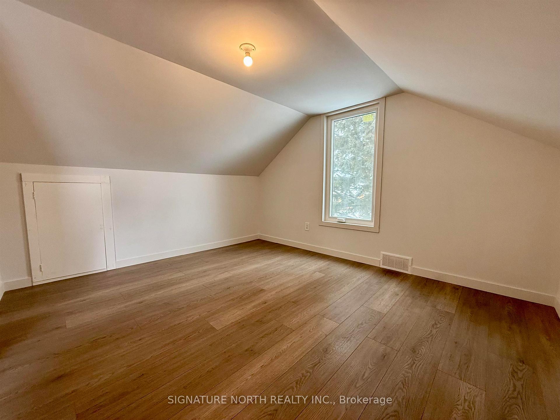 Photo 15 of 162 Brock Street E, Thunder Bay, Westfort — HOMEH