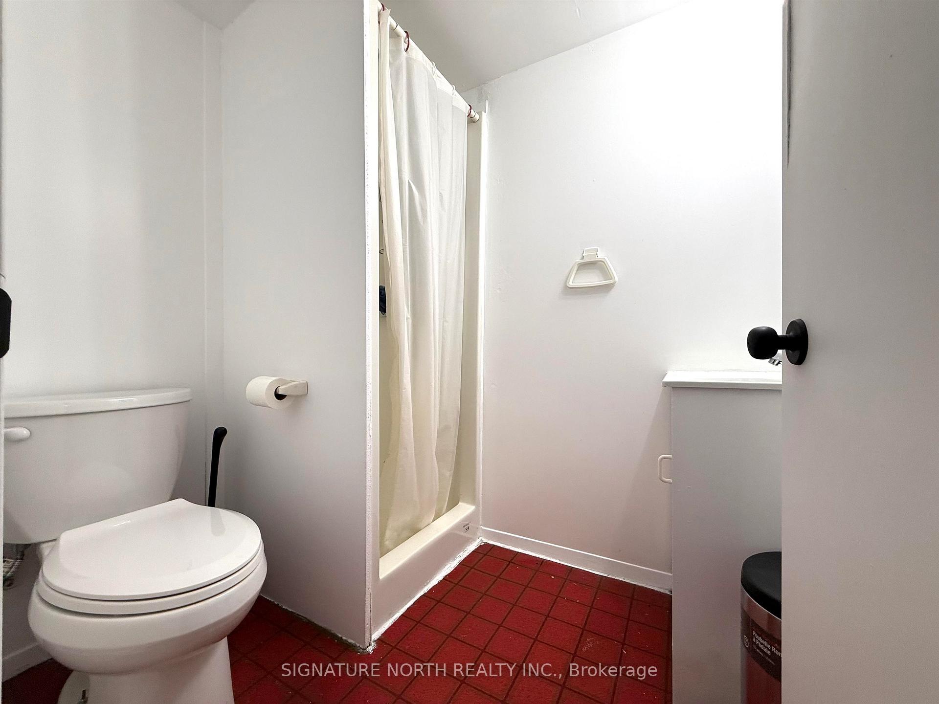 Photo 20 of 162 Brock Street E, Thunder Bay, Westfort — HOMEH
