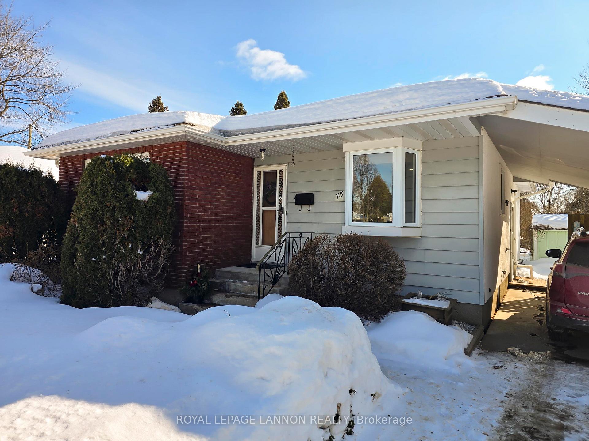 Photo 2 of 75 Manion Place, Thunder Bay, Shuniah — HOMEH