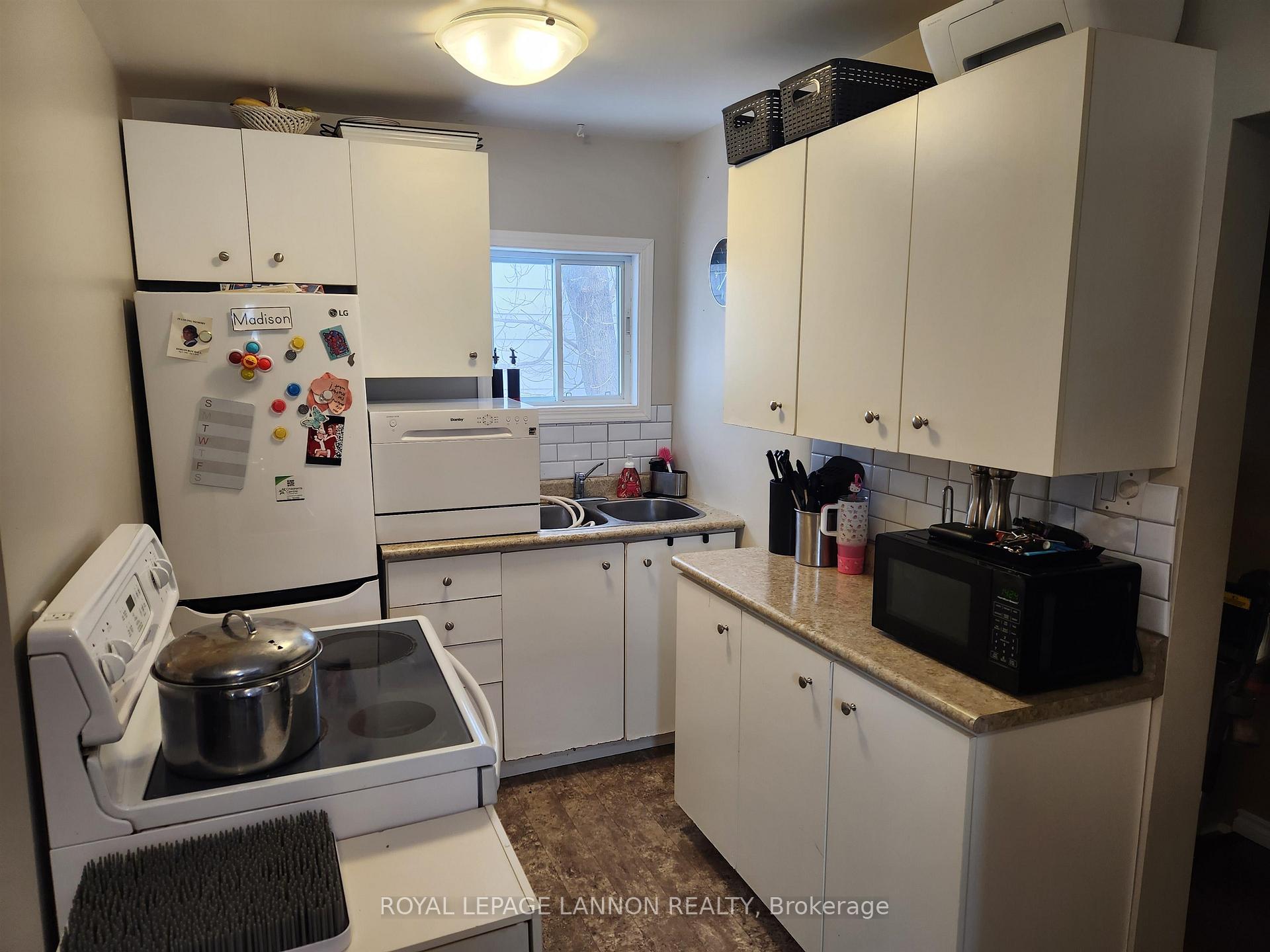 Photo 3 of 617 McBain Street, Thunder Bay, East End — HOMEH