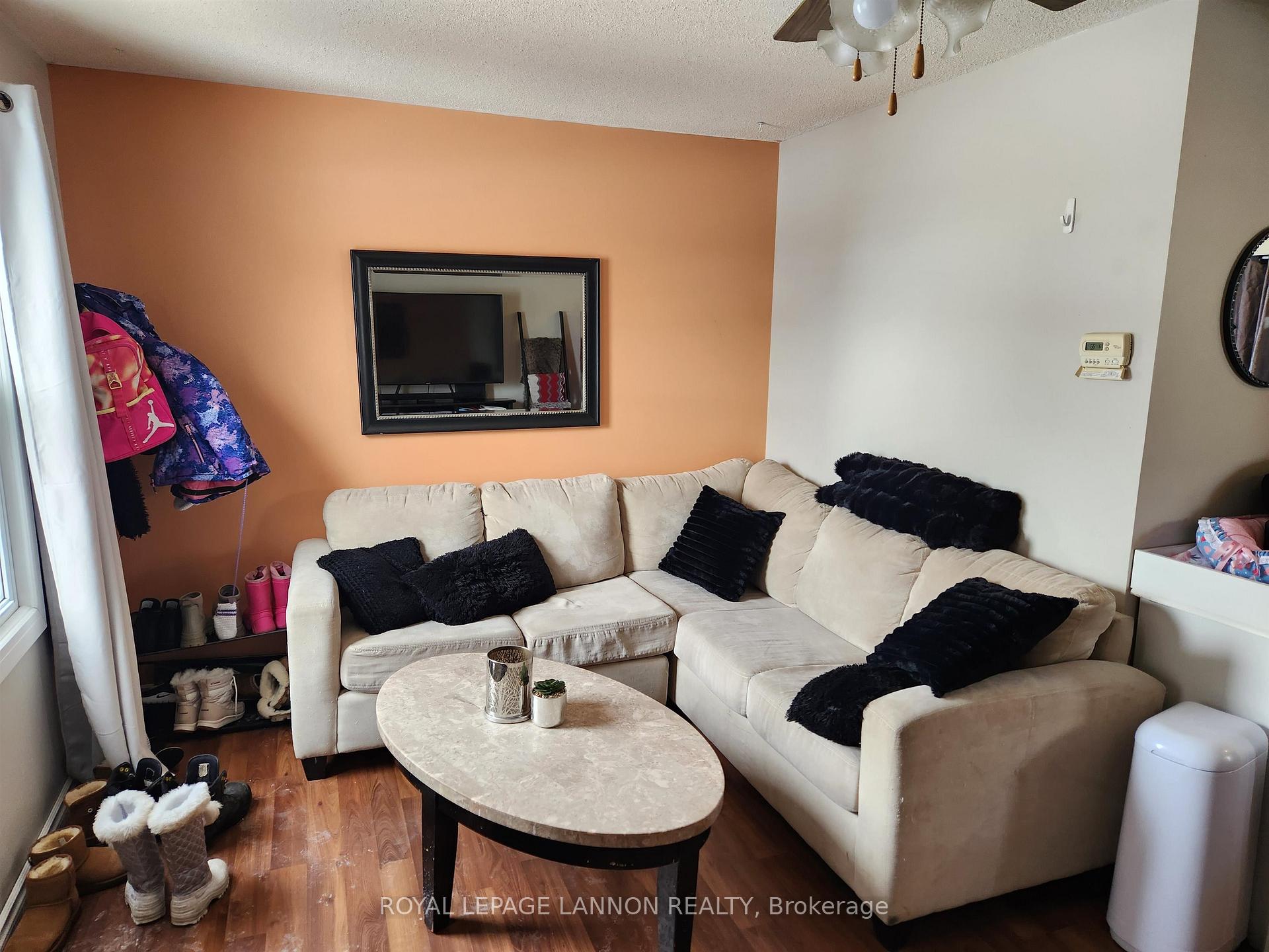 Photo 7 of 617 McBain Street, Thunder Bay, East End — HOMEH