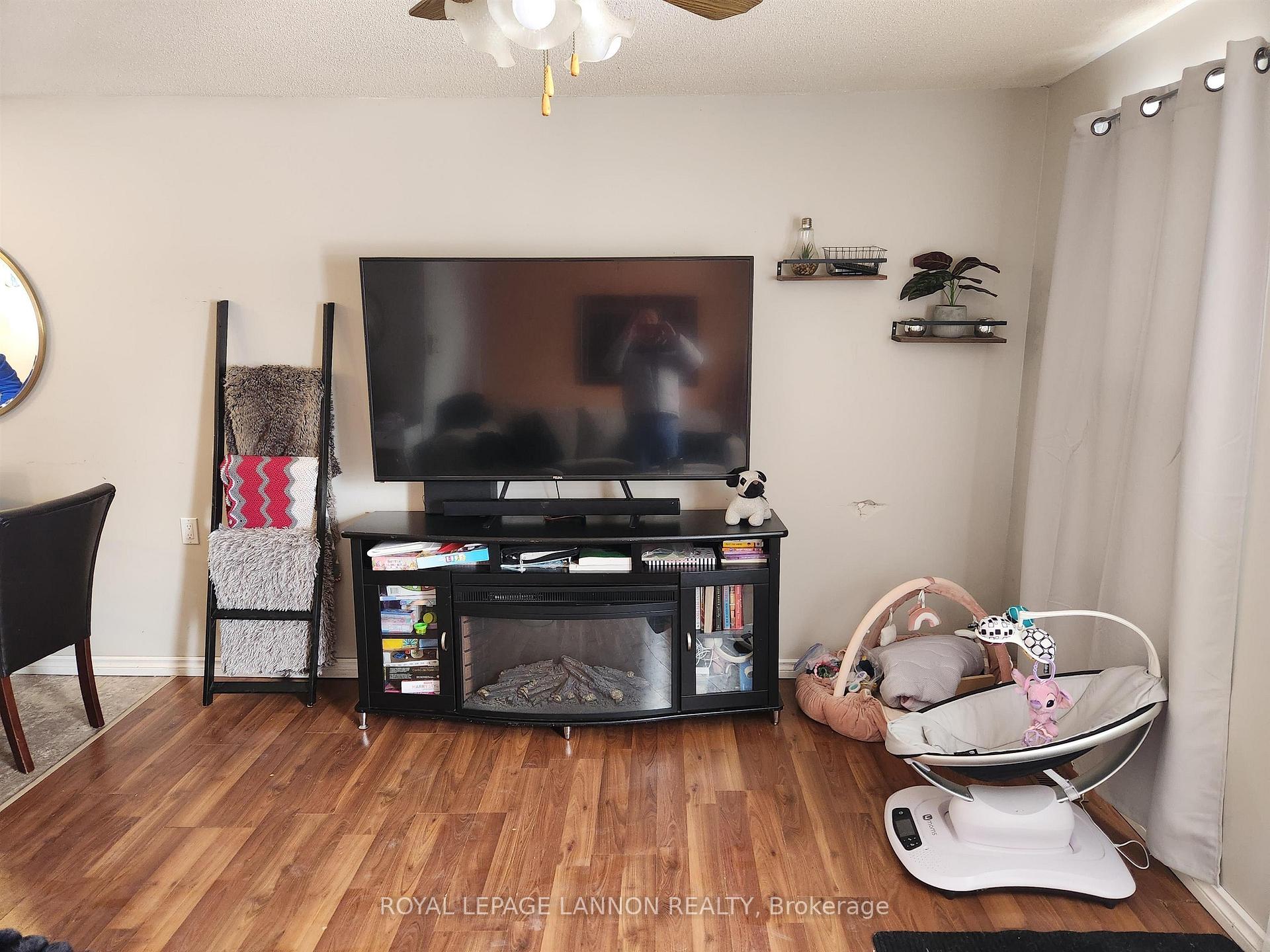 Photo 8 of 617 McBain Street, Thunder Bay, East End — HOMEH