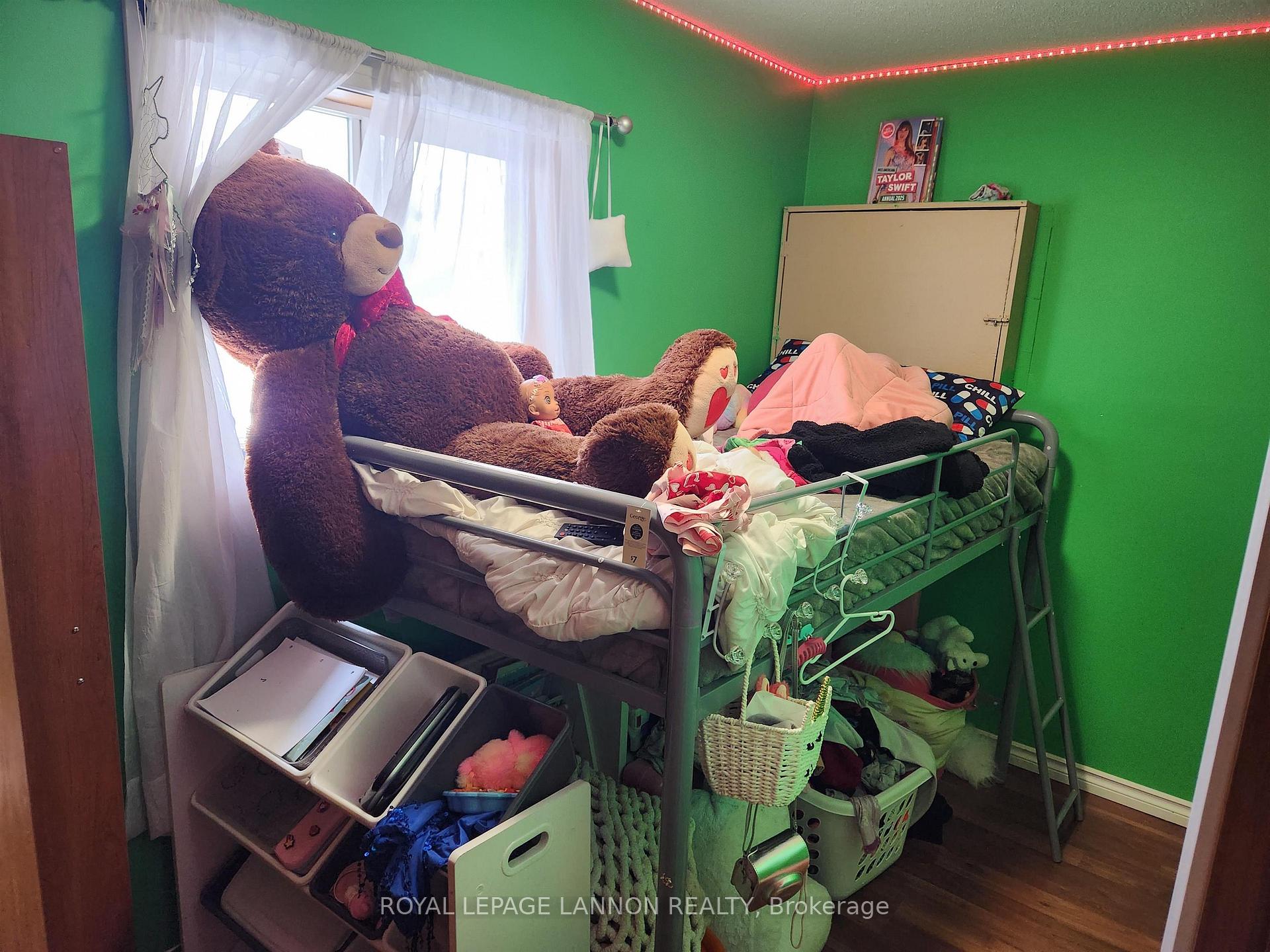 Photo 11 of 617 McBain Street, Thunder Bay, East End — HOMEH