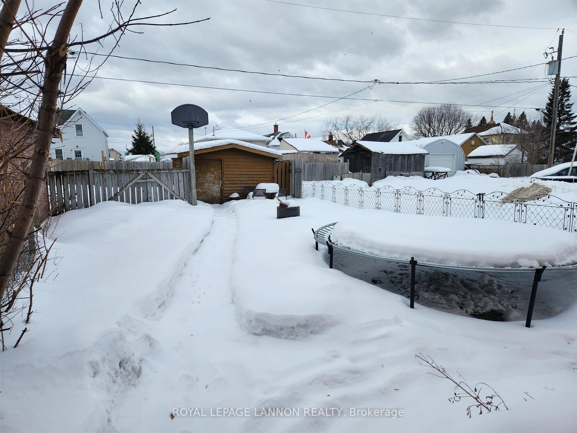 Photo 15 of 617 McBain Street, Thunder Bay, East End — HOMEH