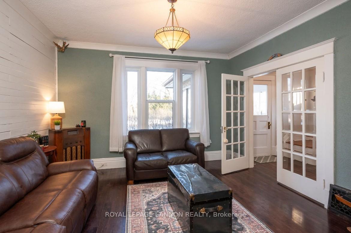 Photo 4 of 519 Vickers Street S, Thunder Bay, Hyde Park — HOMEH