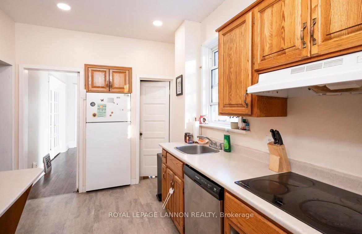 Photo 6 of 519 Vickers Street S, Thunder Bay, Hyde Park — HOMEH
