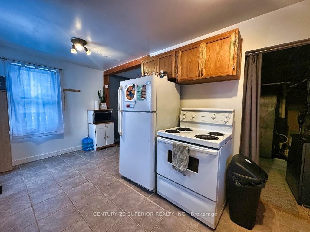 Photo 19 of 623 McLaughlin Street, Thunder Bay, East End — HOMEH