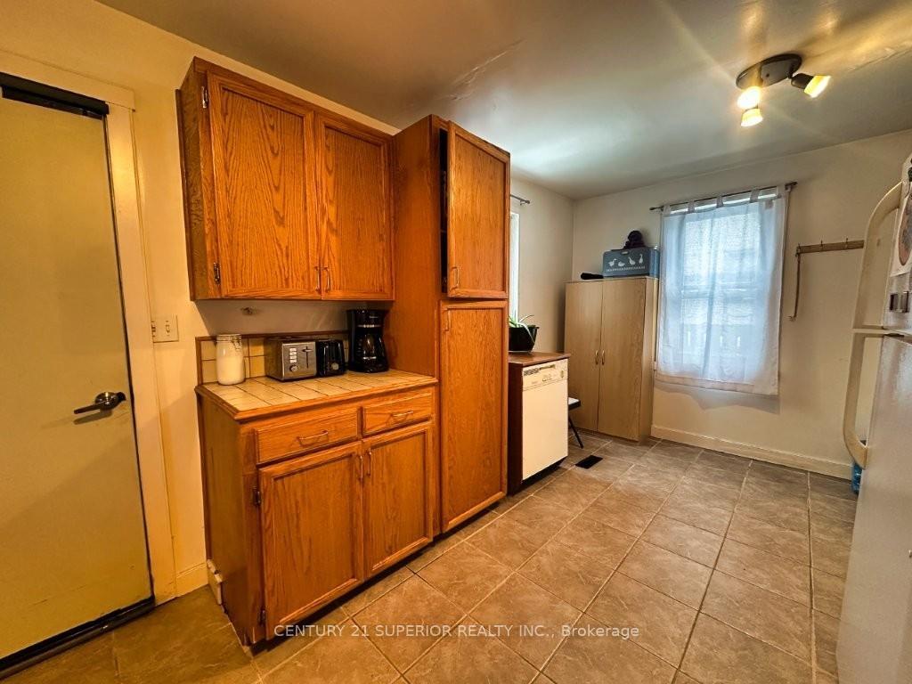 Photo 20 of 623 McLaughlin Street, Thunder Bay, East End — HOMEH