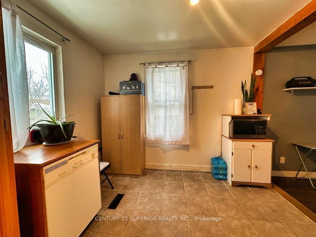 Photo 22 of 623 McLaughlin Street, Thunder Bay, East End — HOMEH
