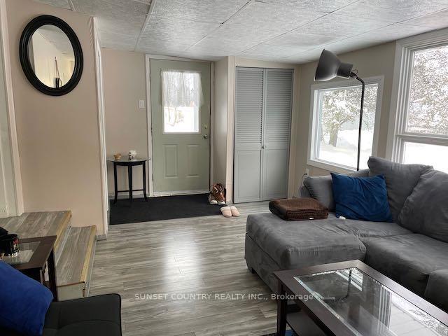 Photo 3 of Unit 2, 638 McGogy Road, Kenora Remote Area, Oxdrift — HOMEH