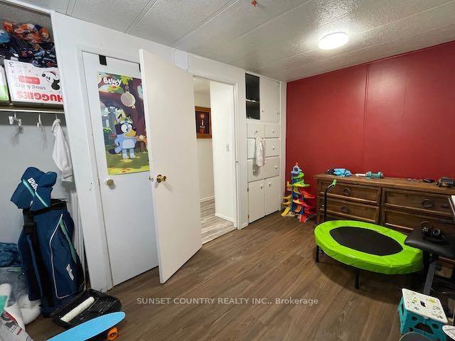 Photo 11 of Unit 2, 638 McGogy Road, Kenora Remote Area, Oxdrift — HOMEH