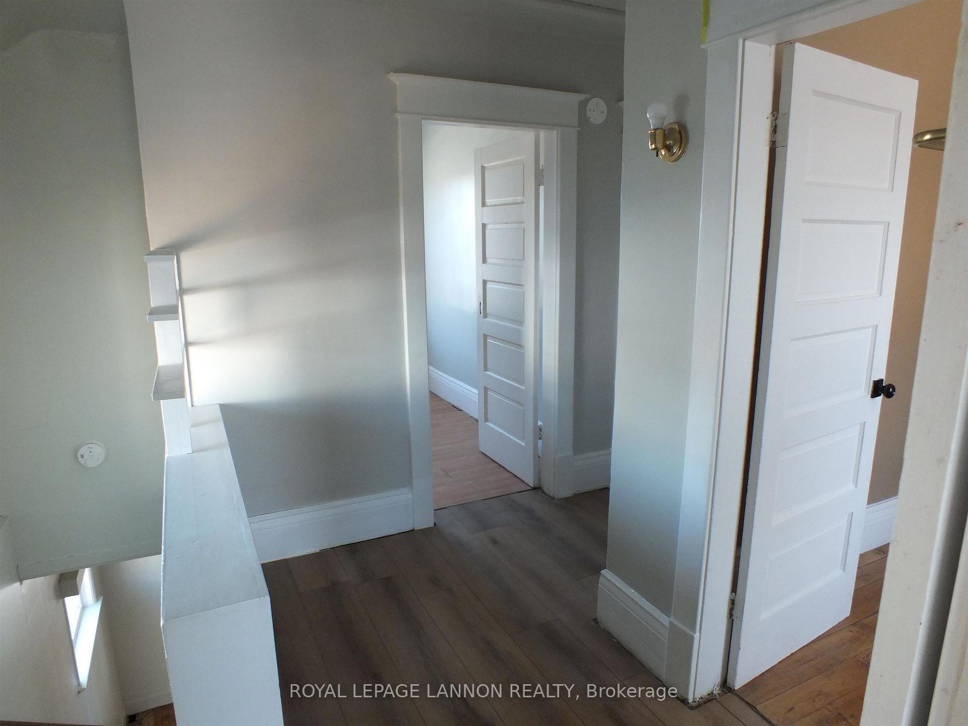 Photo 15 of 611 Vickers Street N, Thunder Bay, McKeller Park — HOMEH