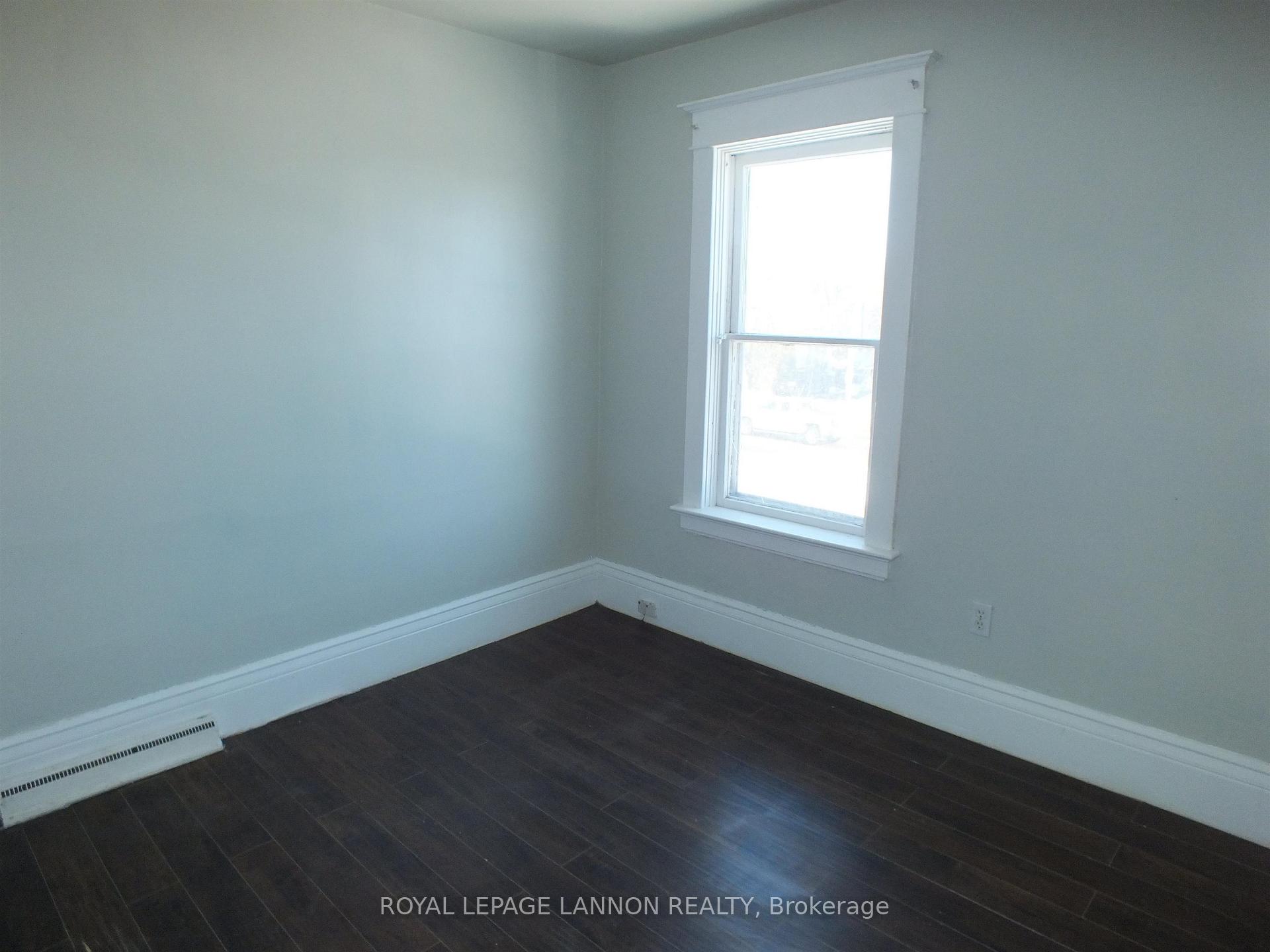 Photo 22 of 611 Vickers Street N, Thunder Bay, McKeller Park — HOMEH