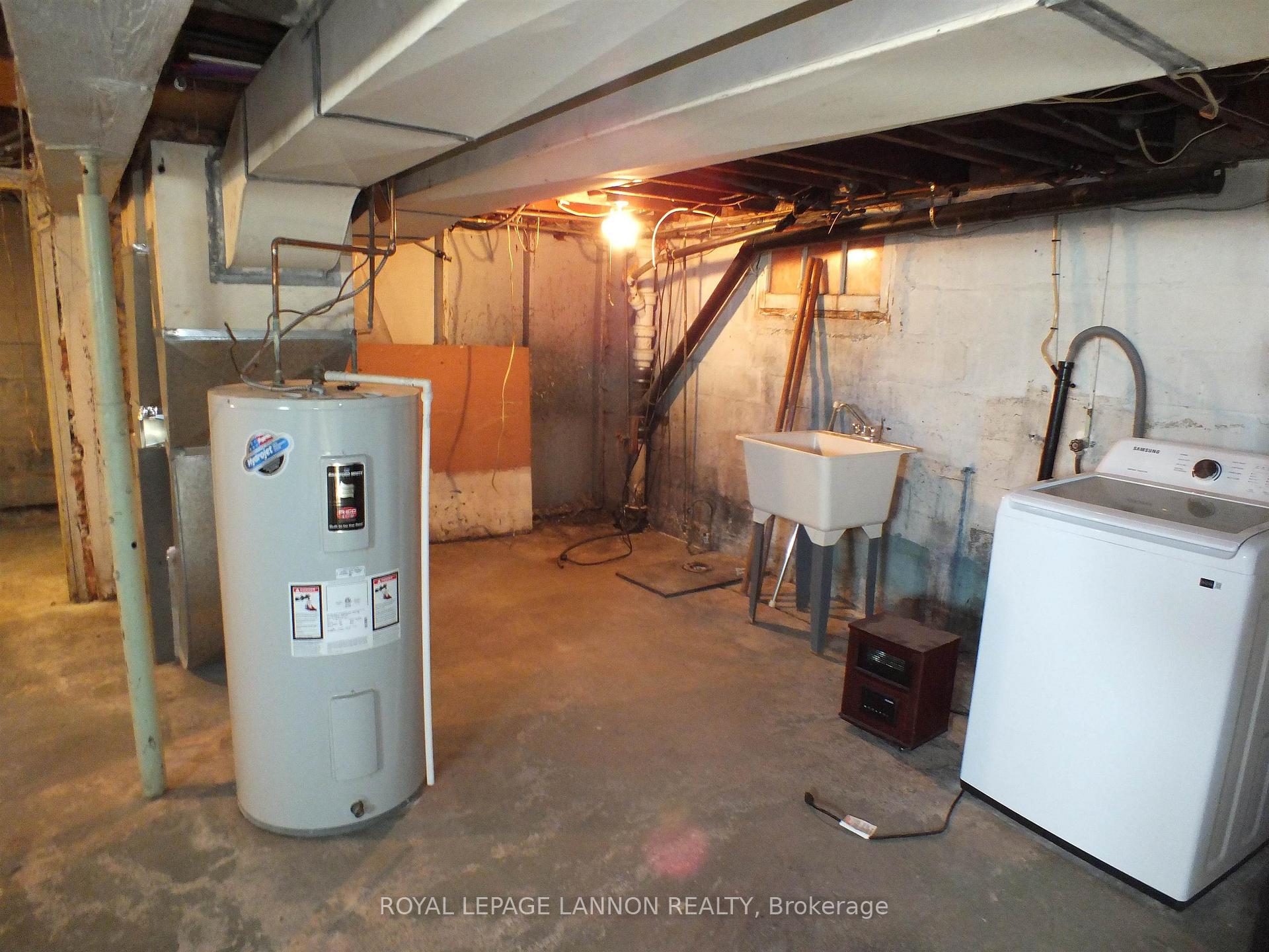 Photo 26 of 611 Vickers Street N, Thunder Bay, McKeller Park — HOMEH