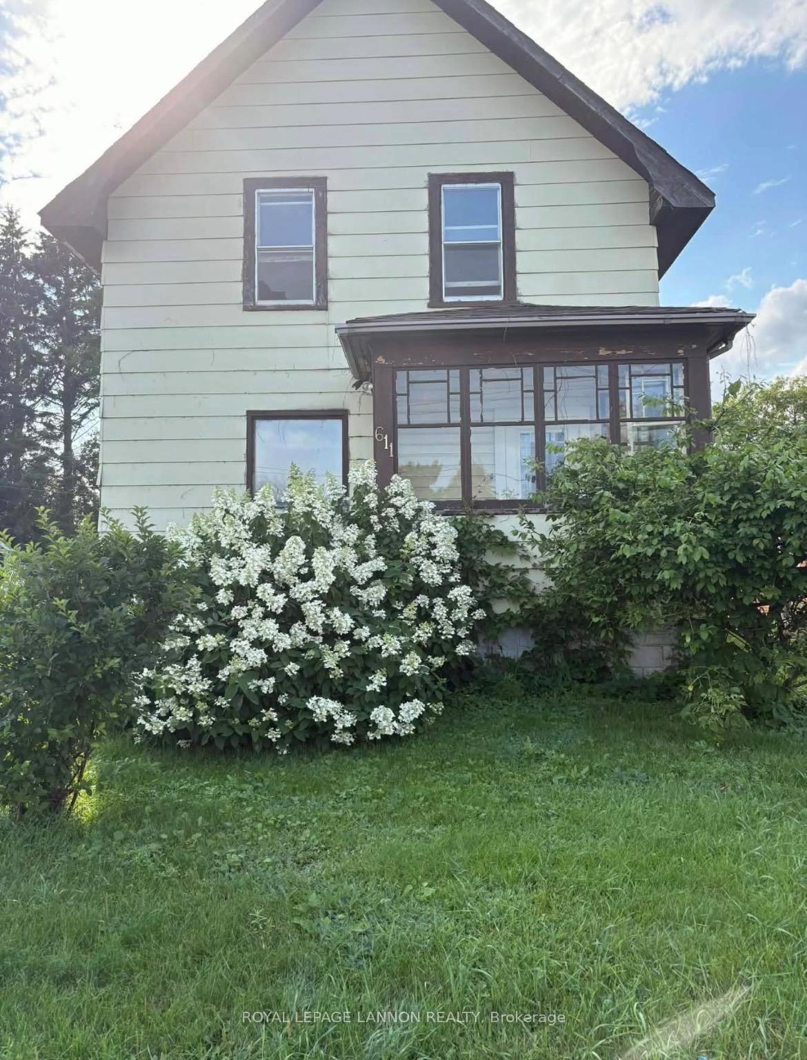 Photo 30 of 611 Vickers Street N, Thunder Bay, McKeller Park — HOMEH