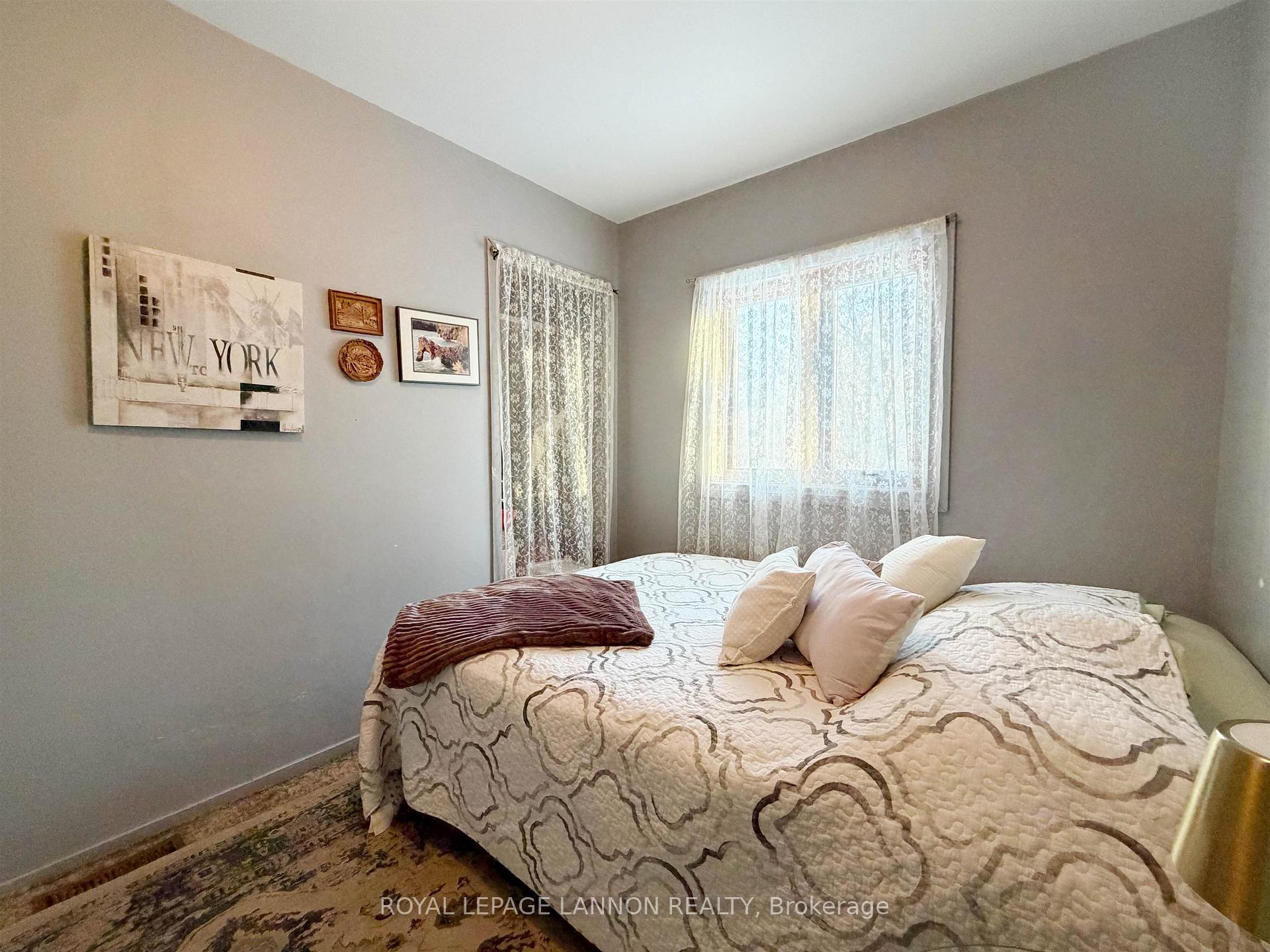 Photo 14 of 325 Rona Street, Thunder Bay, Current River — HOMEH