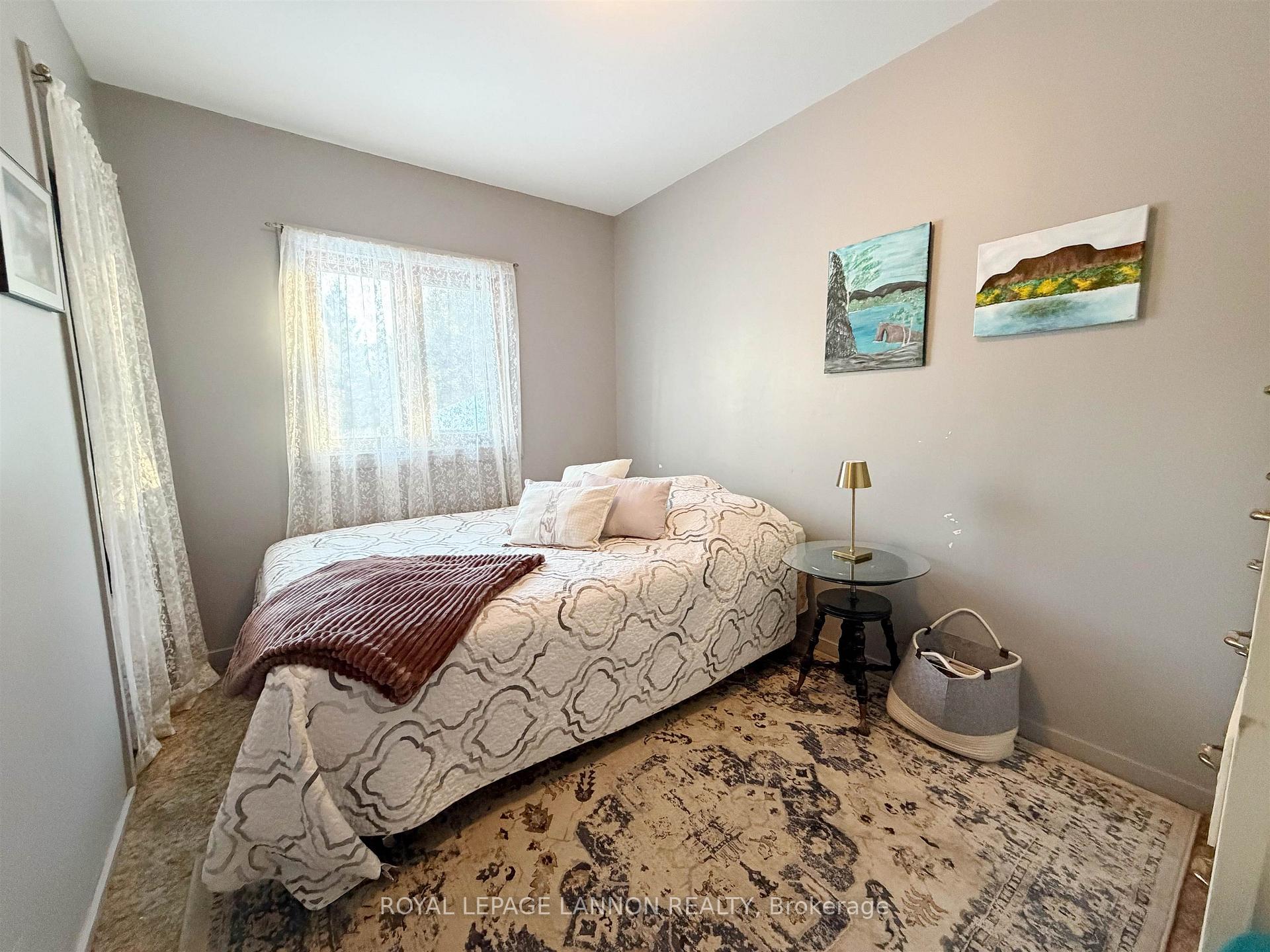 Photo 15 of 325 Rona Street, Thunder Bay, Current River — HOMEH