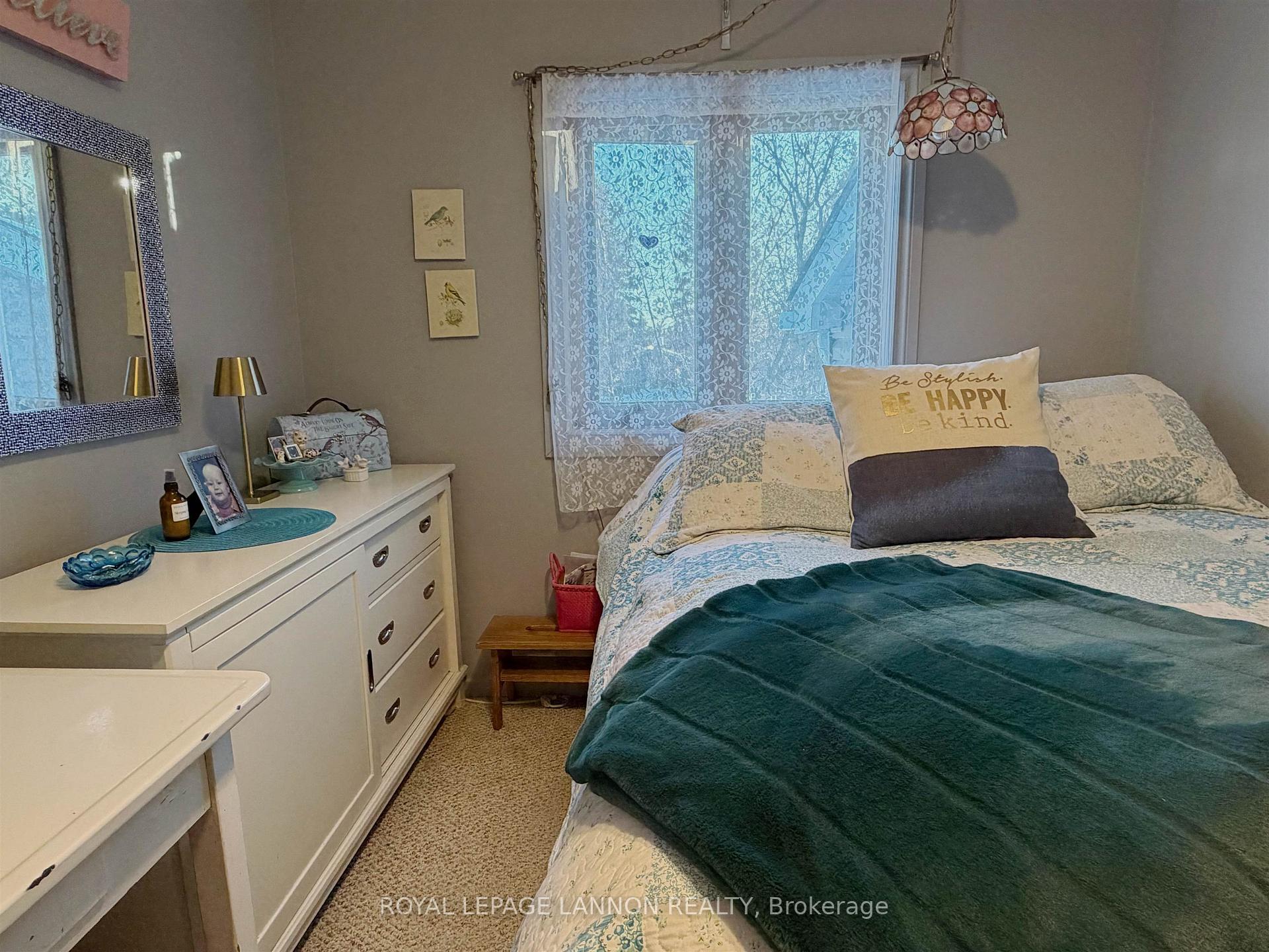 Photo 16 of 325 Rona Street, Thunder Bay, Current River — HOMEH