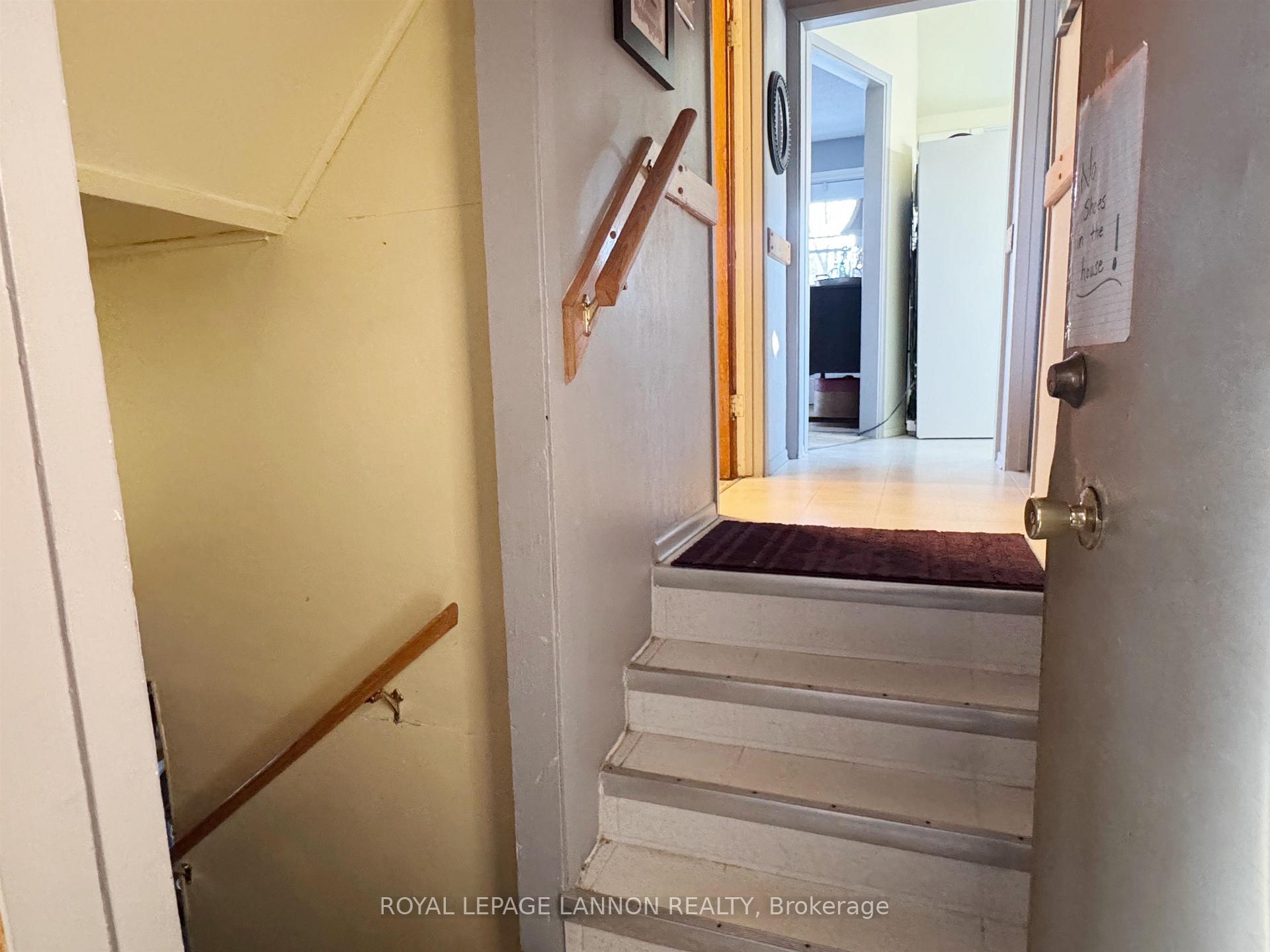 Photo 20 of 325 Rona Street, Thunder Bay, Current River — HOMEH