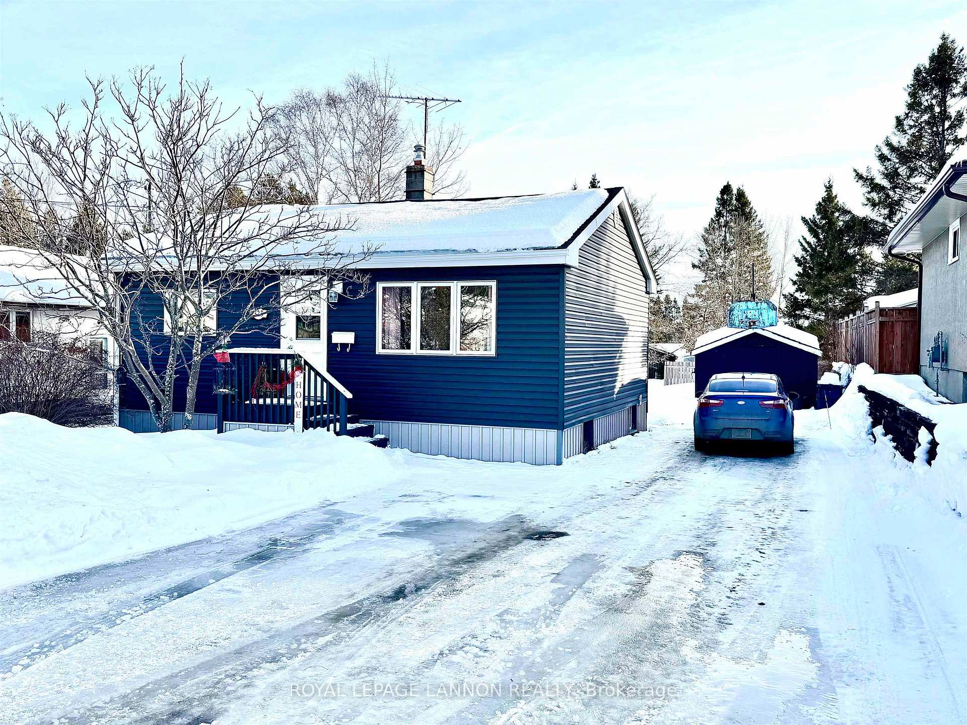 Photo 26 of 325 Rona Street, Thunder Bay, Current River — HOMEH
