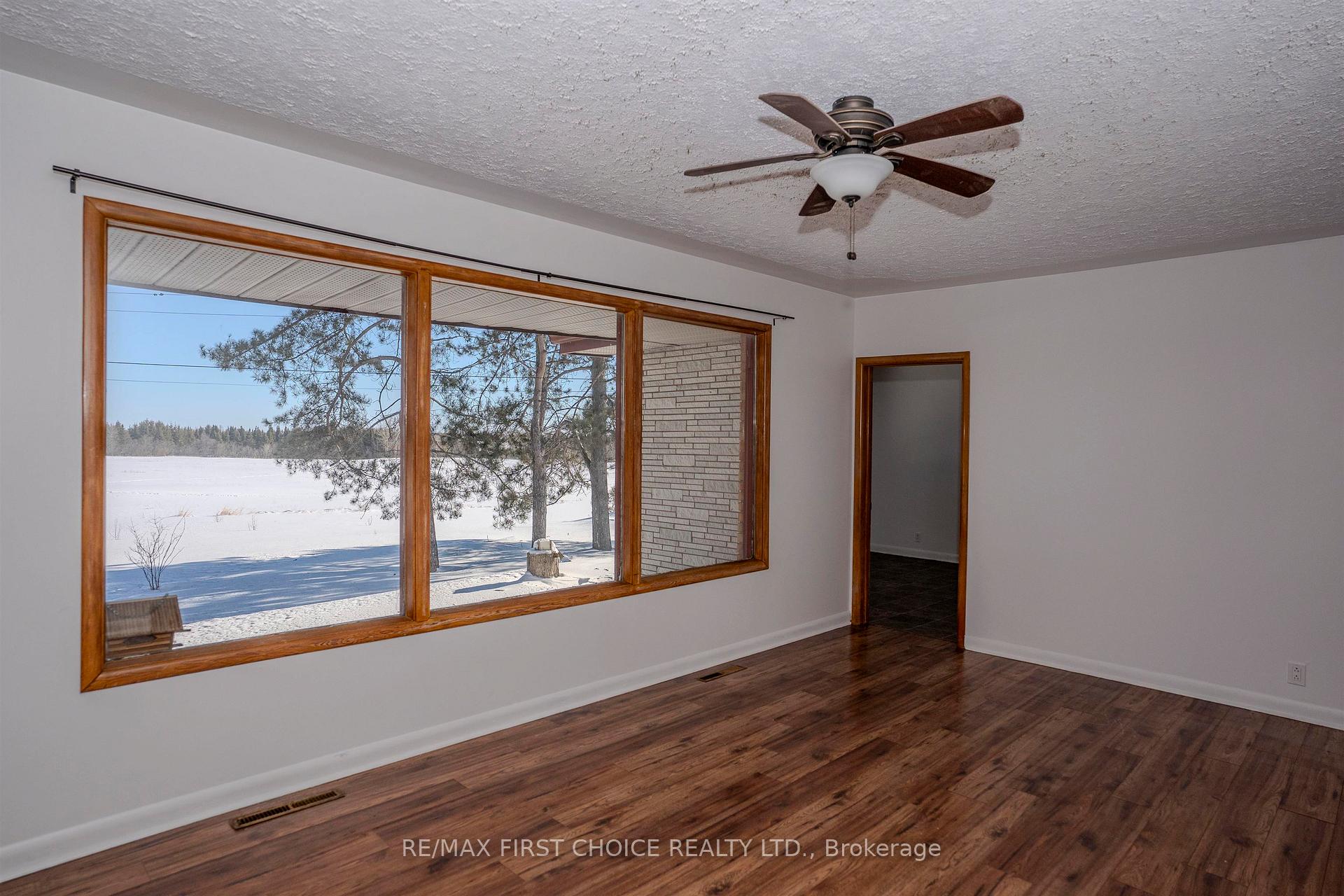 Photo 8 of 2995 Oliver Road, Thunder Bay, McIntyre South — HOMEH