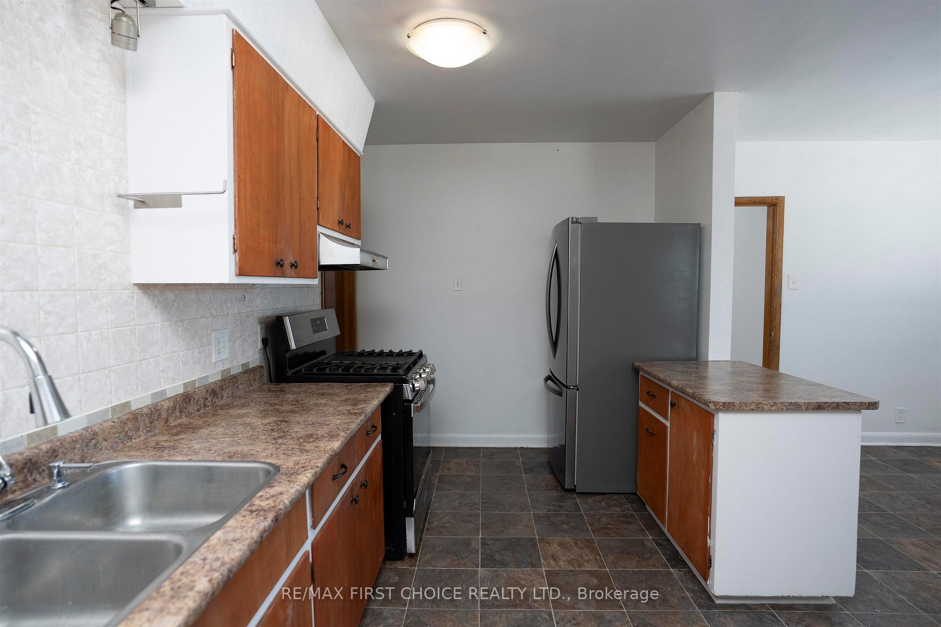 Photo 17 of 2995 Oliver Road, Thunder Bay, McIntyre South — HOMEH
