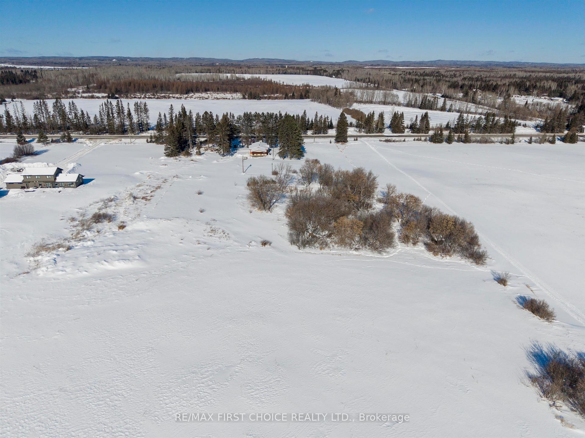 Photo 48 of 2995 Oliver Road, Thunder Bay, McIntyre South — HOMEH