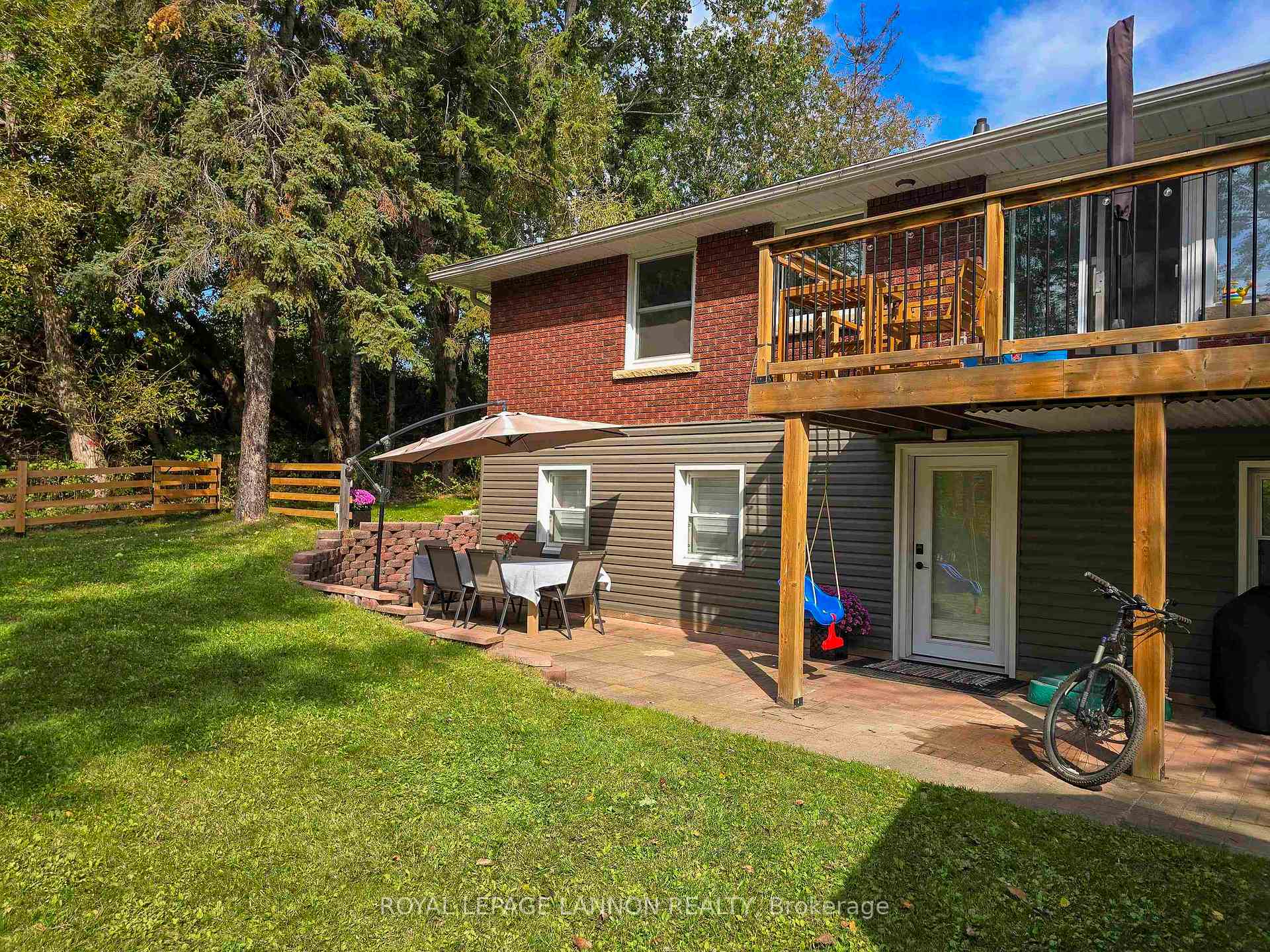 Photo 39 of 381 River Street, Thunder Bay, College Heights — HOMEH