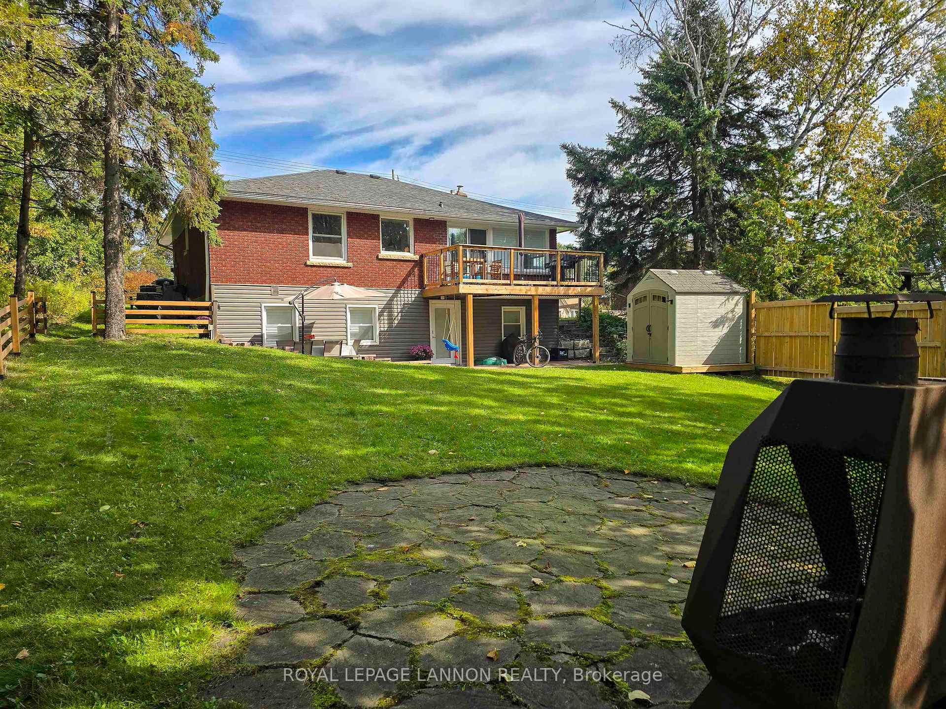 Photo 40 of 381 River Street, Thunder Bay, College Heights — HOMEH