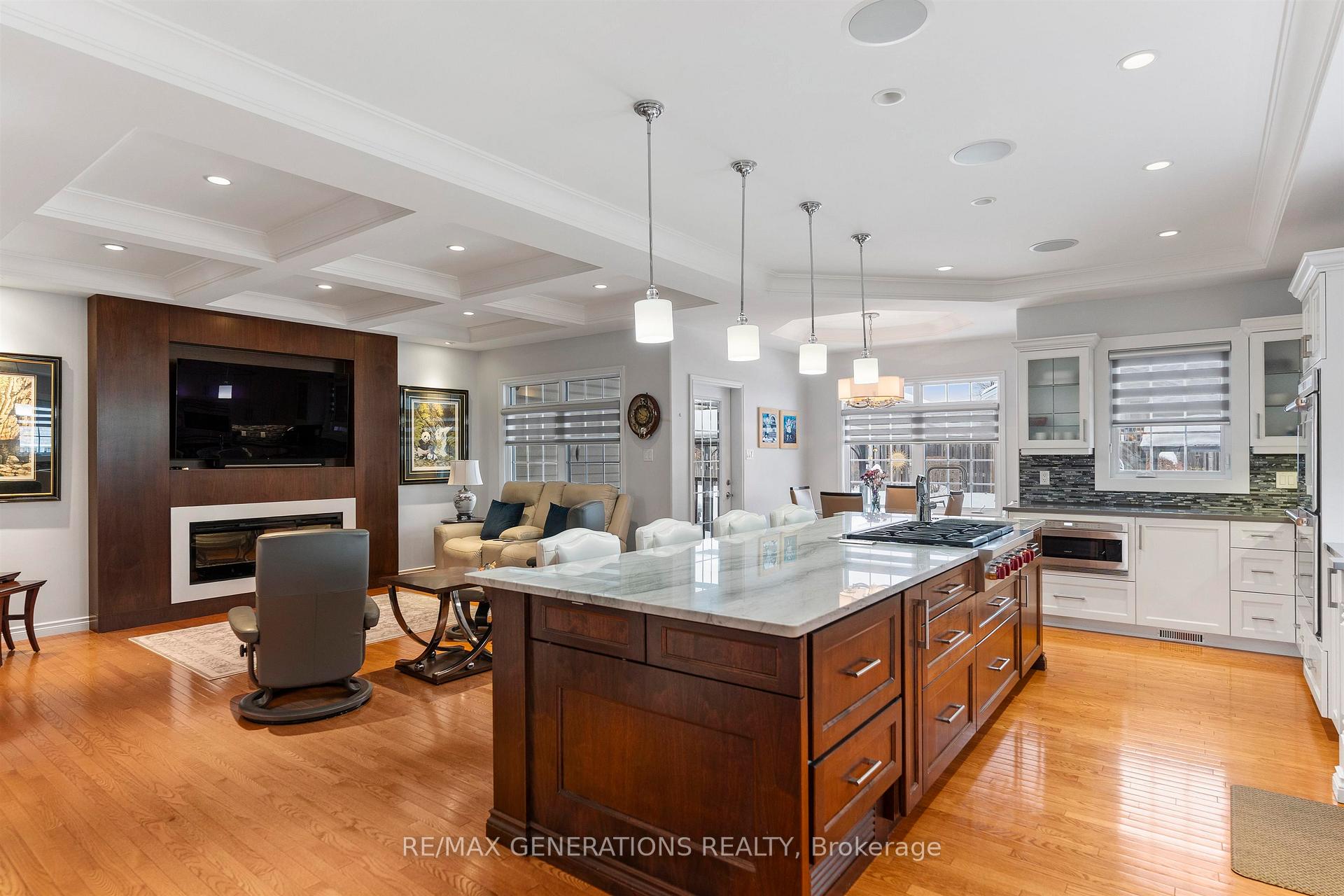 Photo 7 of 128 Wolverine Crescent, Thunder Bay, Parkdale — HOMEH
