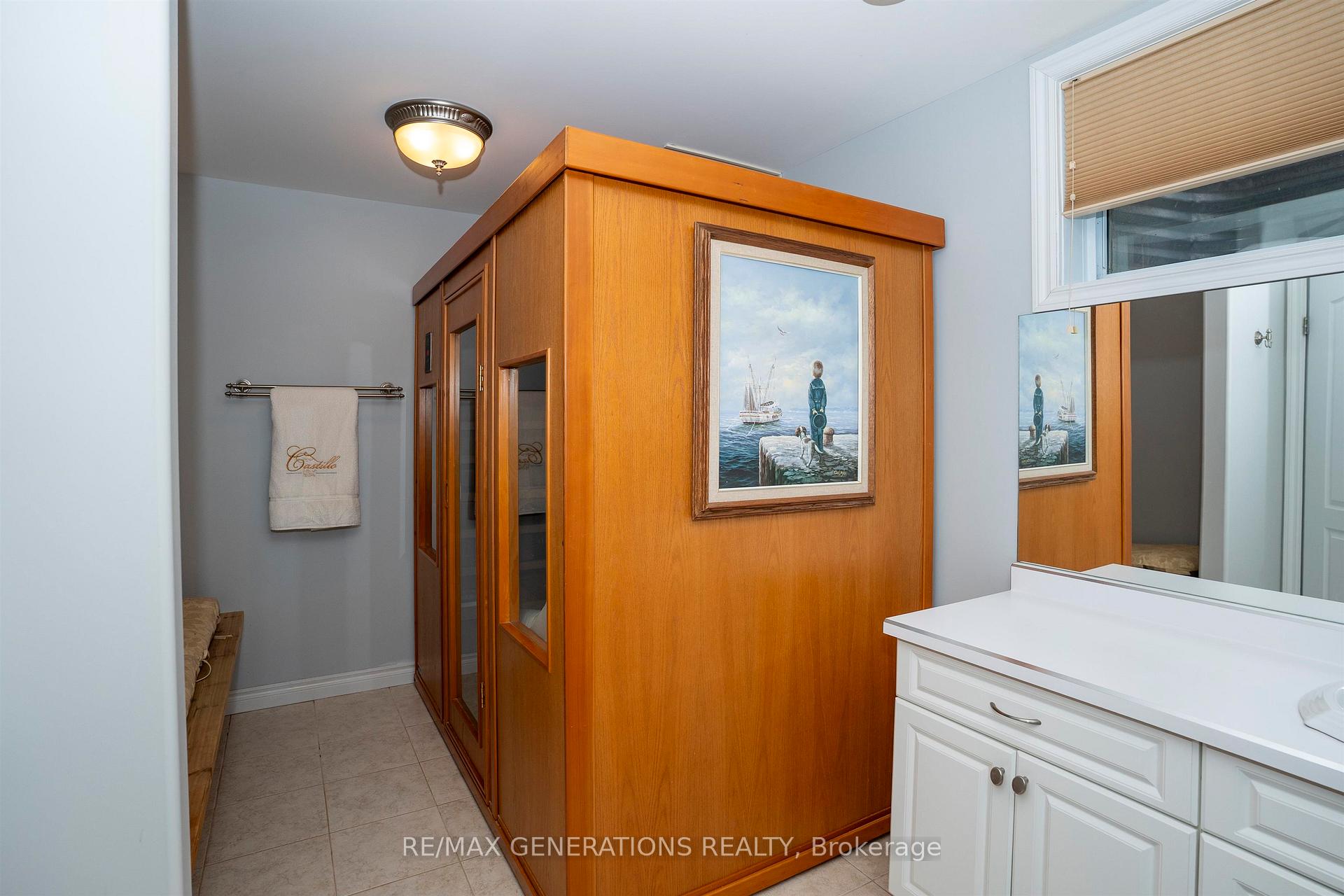 Photo 42 of 128 Wolverine Crescent, Thunder Bay, Parkdale — HOMEH