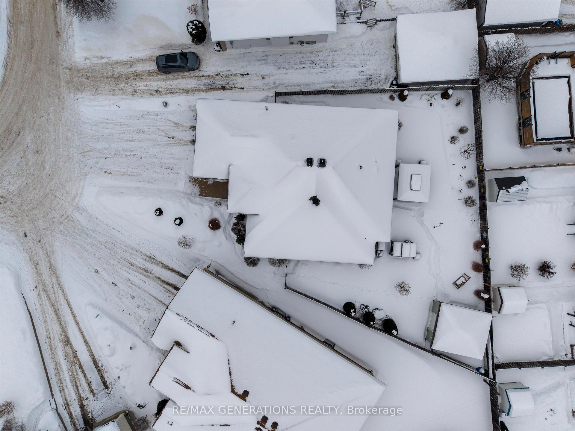 Photo 43 of 128 Wolverine Crescent, Thunder Bay, Parkdale — HOMEH