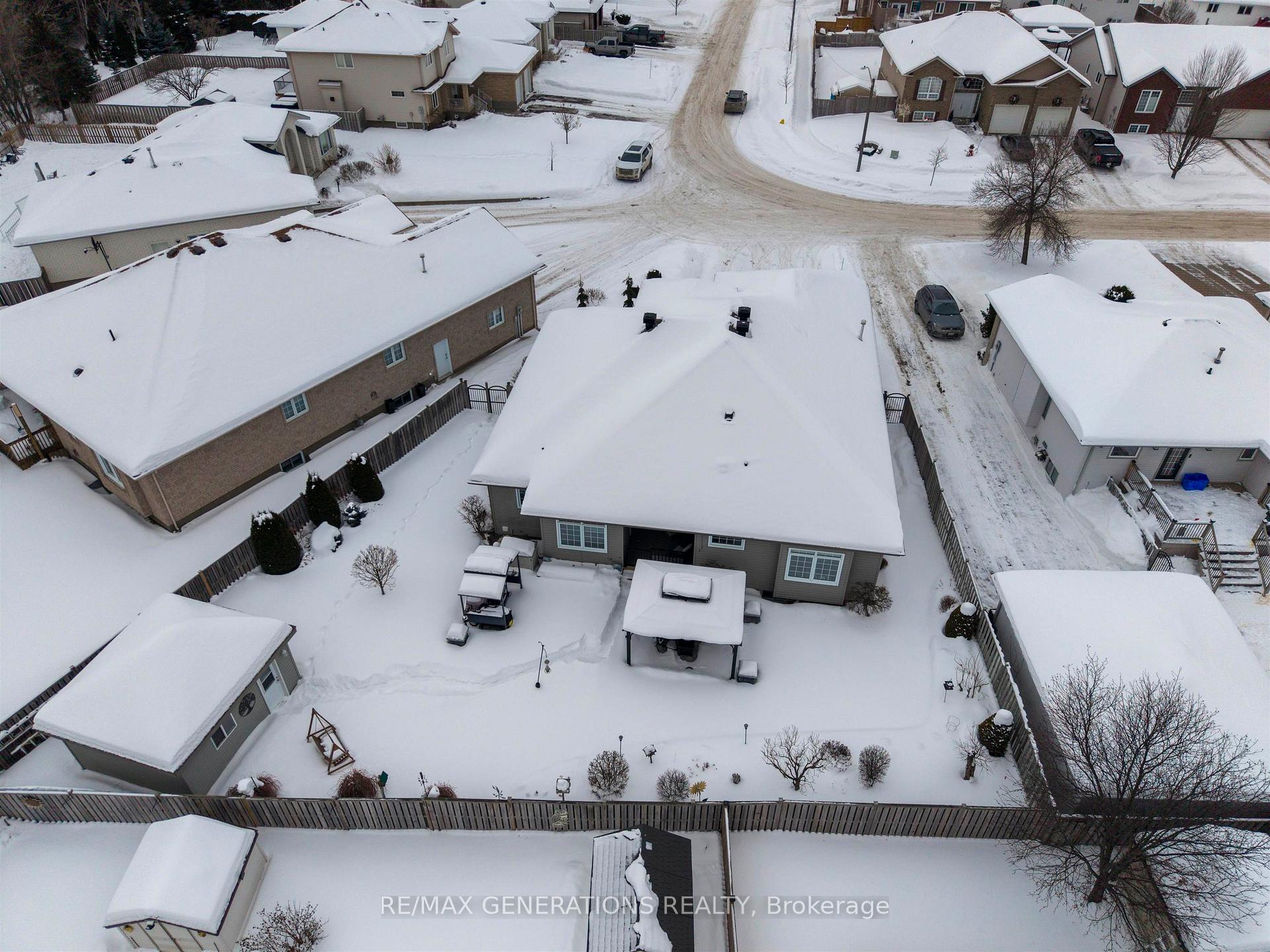 Photo 44 of 128 Wolverine Crescent, Thunder Bay, Parkdale — HOMEH