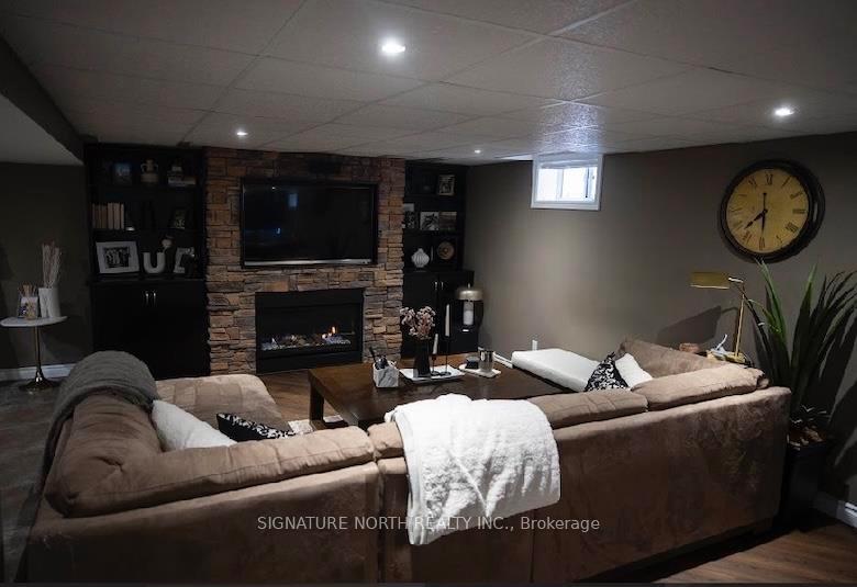 Photo 13 of 2709 Park Row, Thunder Bay, Edgewater Park — HOMEH
