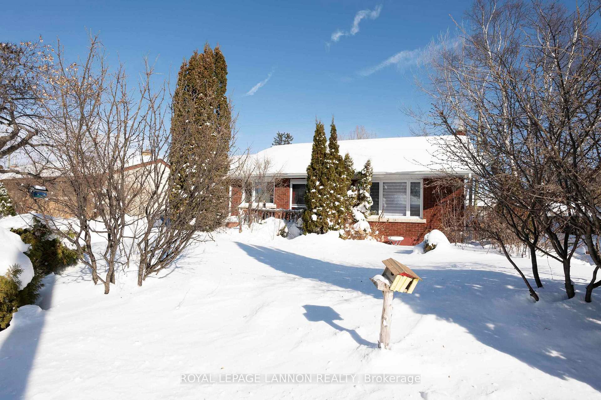 Photo 4 of 164 Robinson Drive, Thunder Bay, Grandview — HOMEH