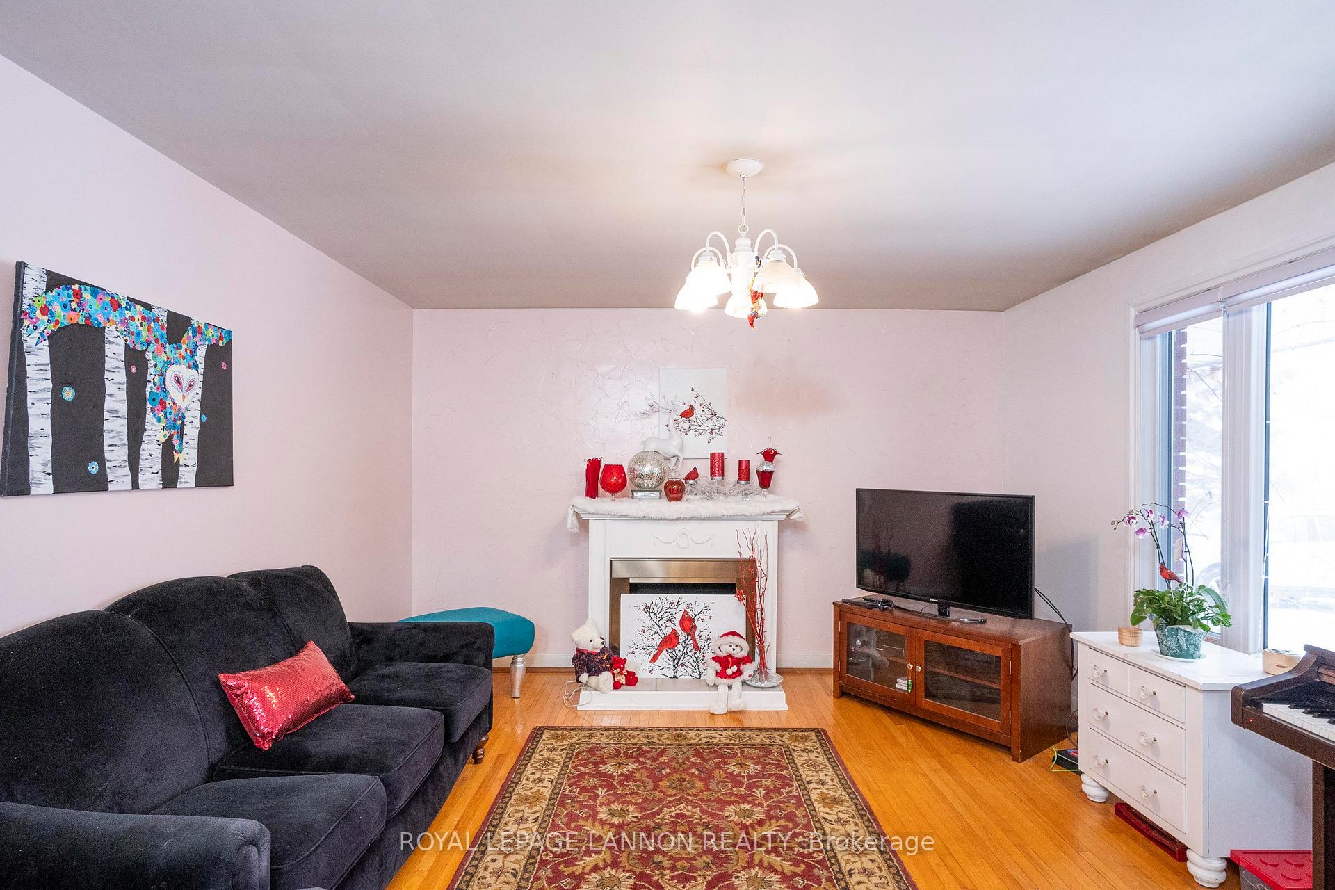 Photo 8 of 164 Robinson Drive, Thunder Bay, Grandview — HOMEH
