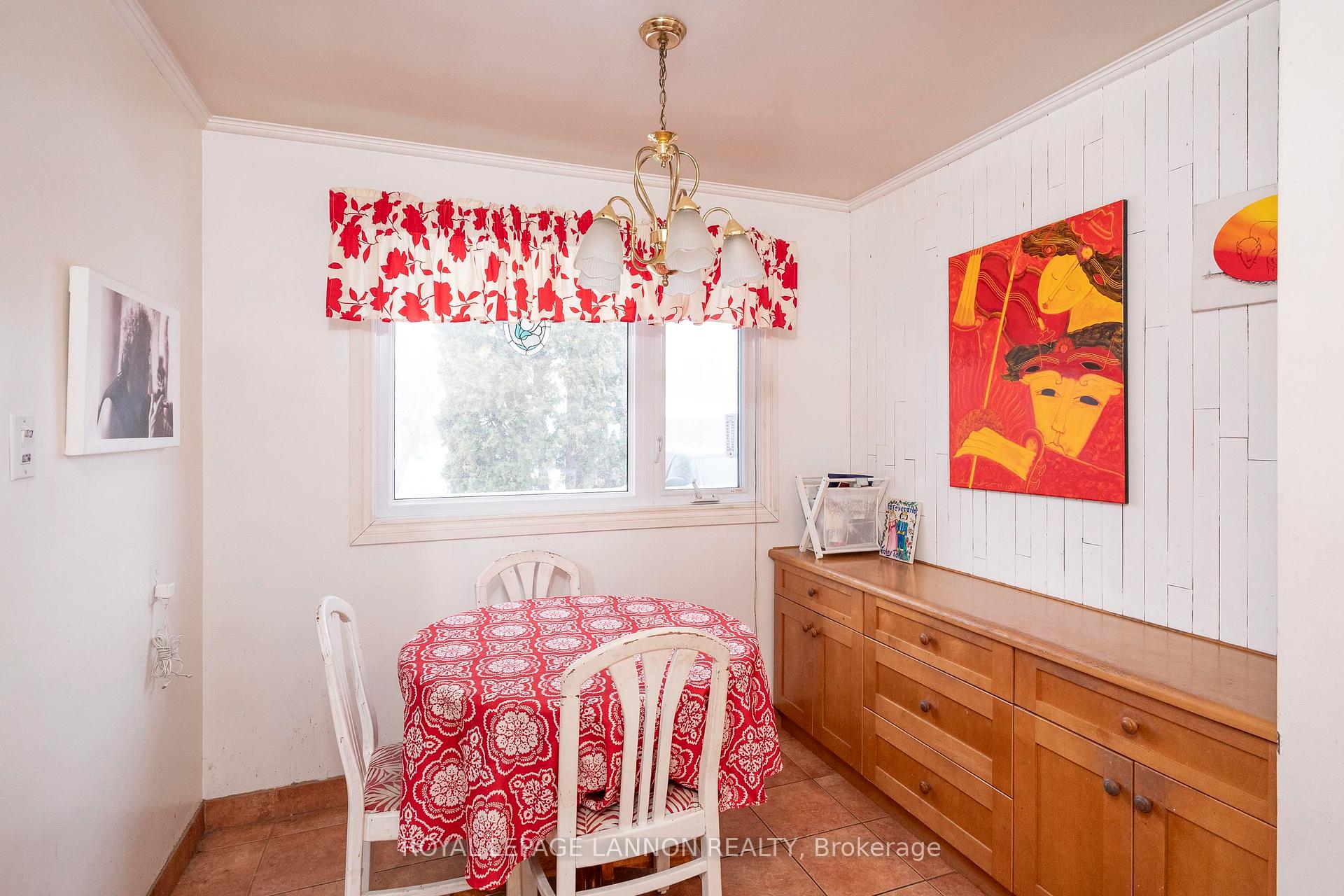 Photo 15 of 164 Robinson Drive, Thunder Bay, Grandview — HOMEH