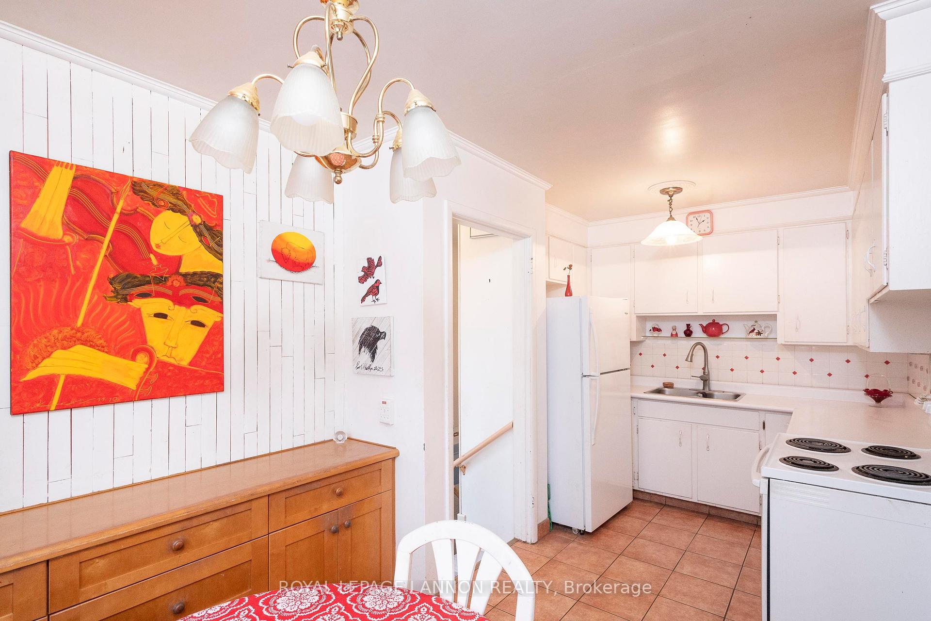Photo 17 of 164 Robinson Drive, Thunder Bay, Grandview — HOMEH