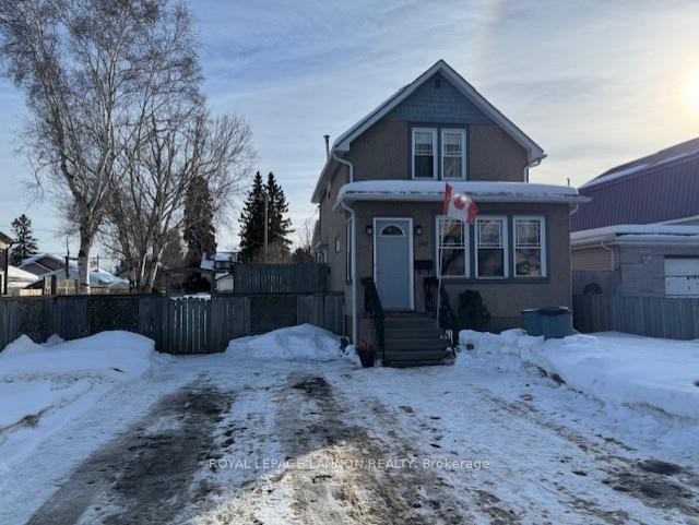 Photo 1 of 182 Francis Street E, Thunder Bay, Westfort — HOMEH